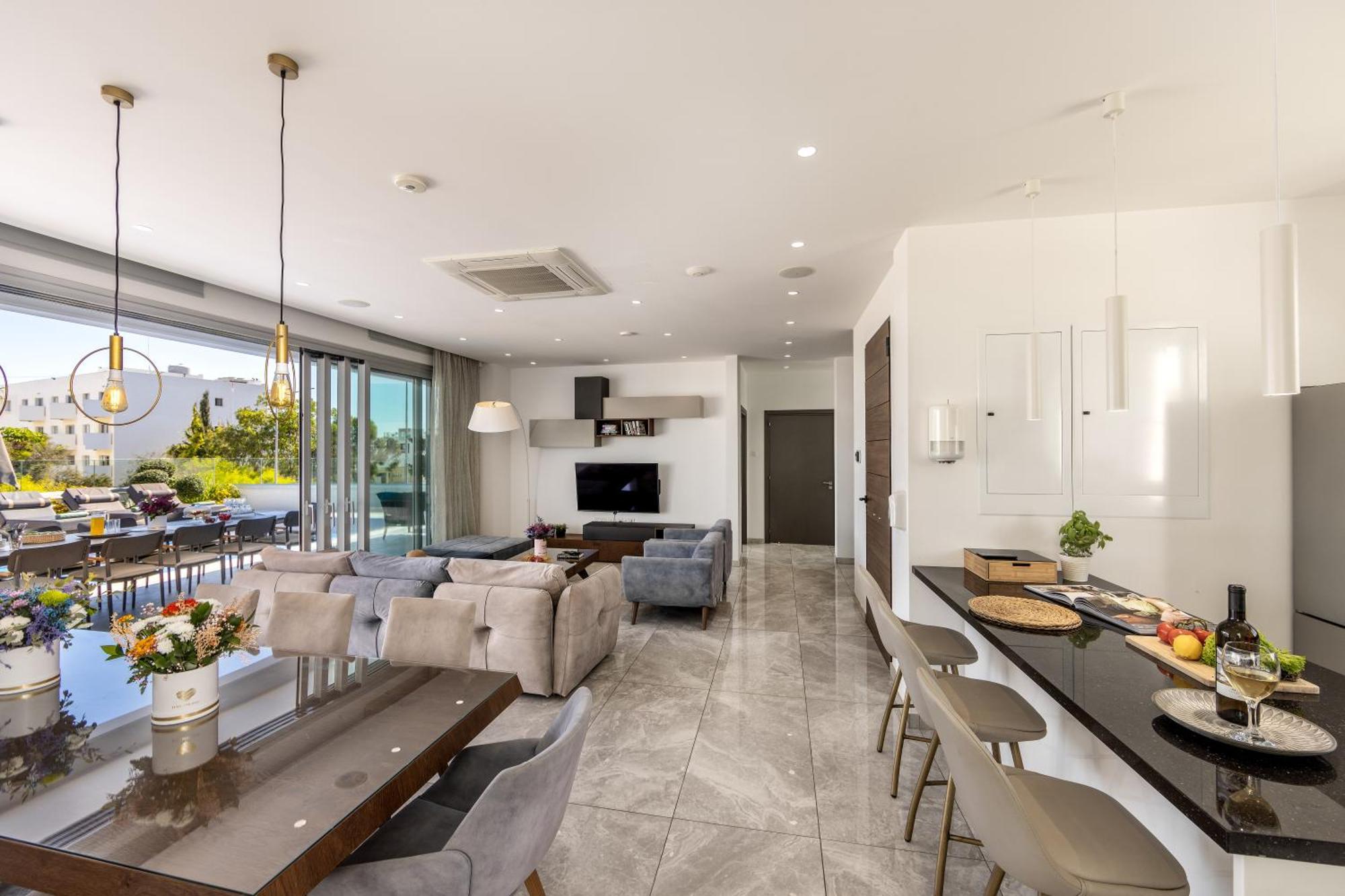 Fig Tree Bay Residences 6 *