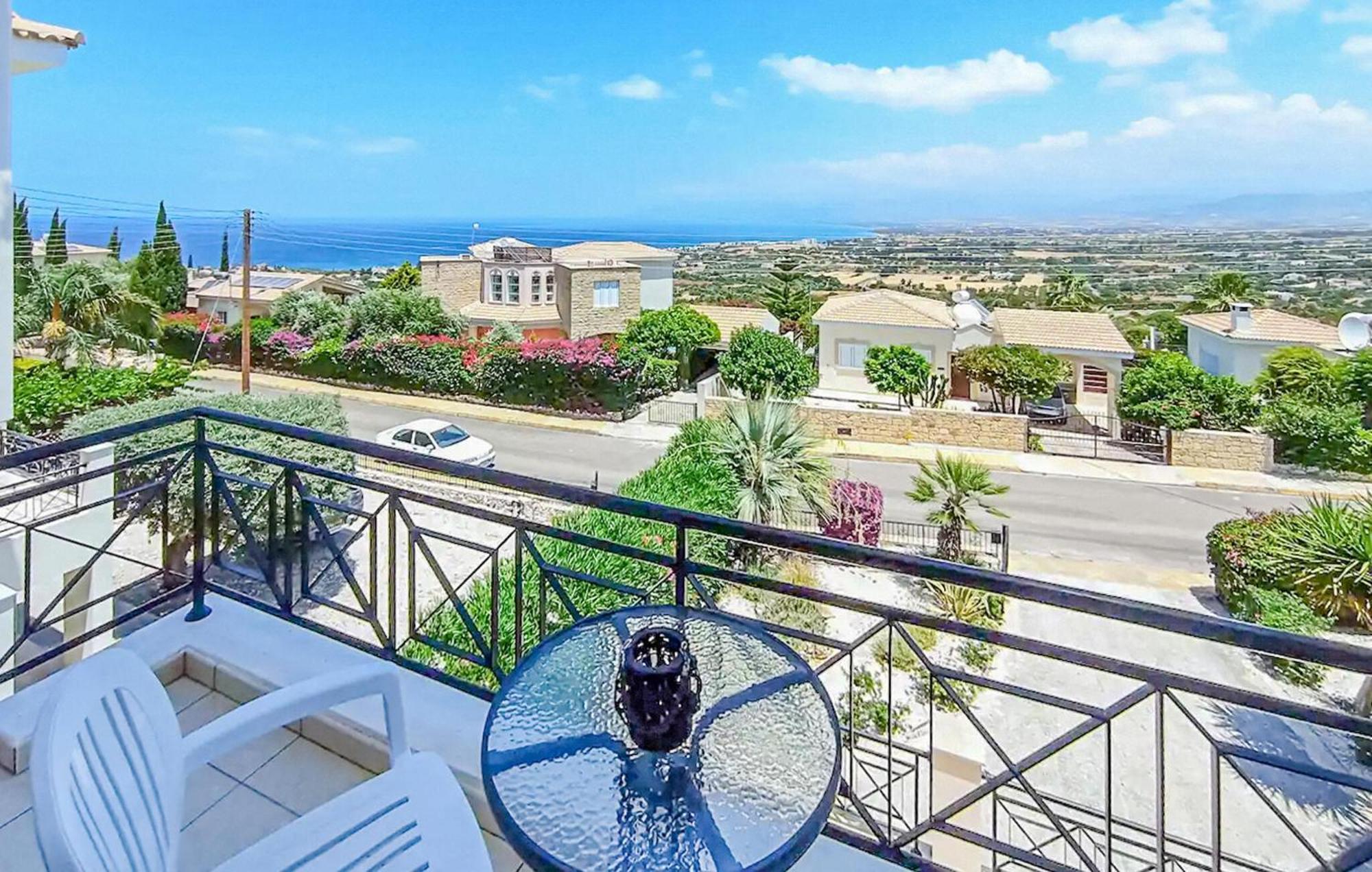 Gorgeous Home In Neo Chorio With Wifi
