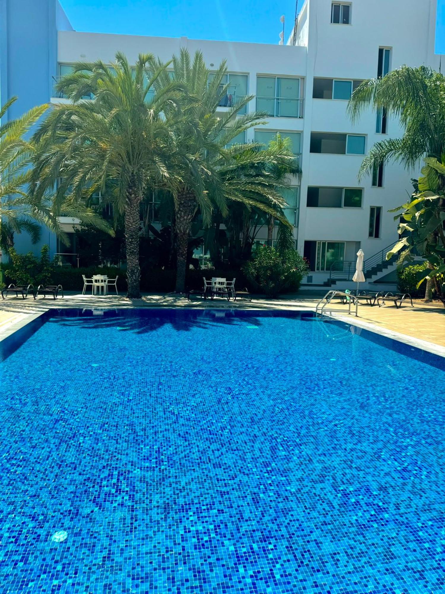 One-bedroom Apartment, 30m From The Apartment Protaras
