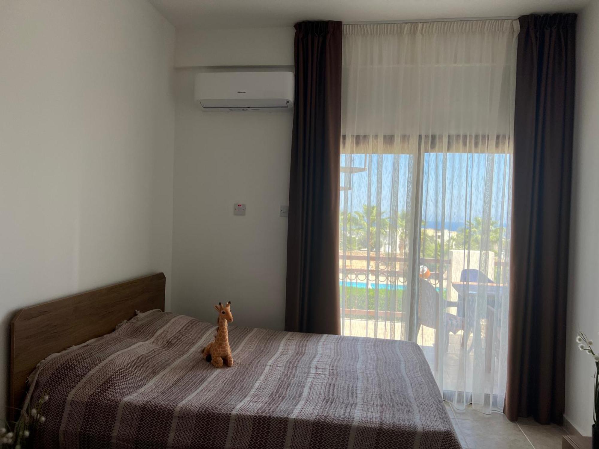 Holiday park Queit Amazing Penthouse With Rooftop 360 ,pool , Beachfront And Bbq Agios Amvrosios (Kyrenia)
