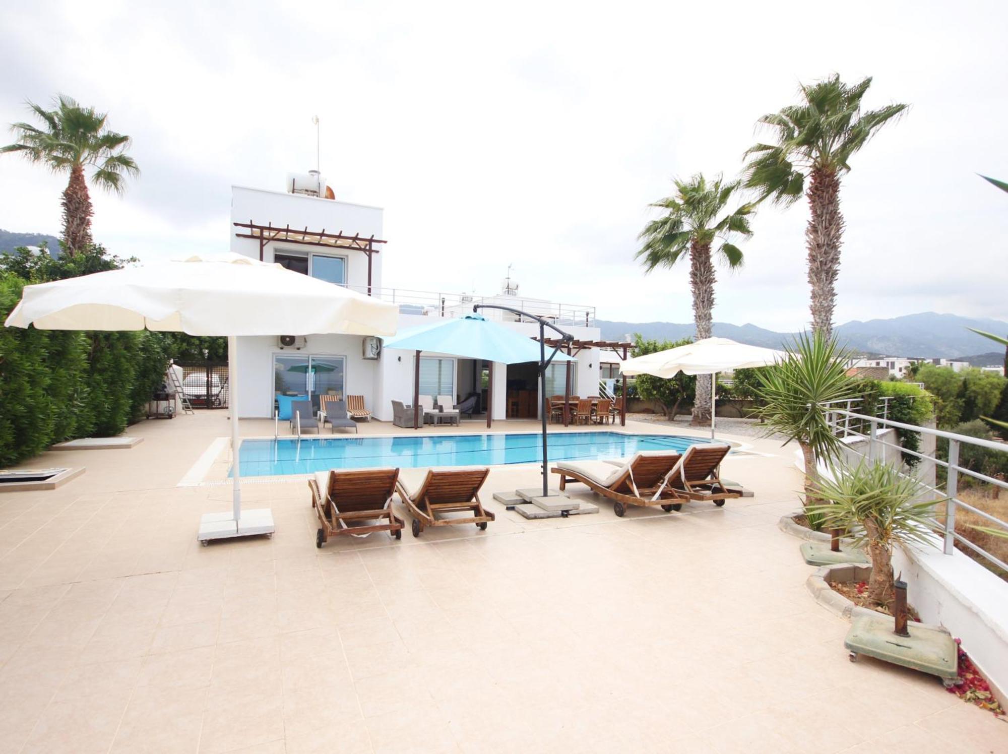 Charming With Magical Sea View, Perfect For The Family Villa