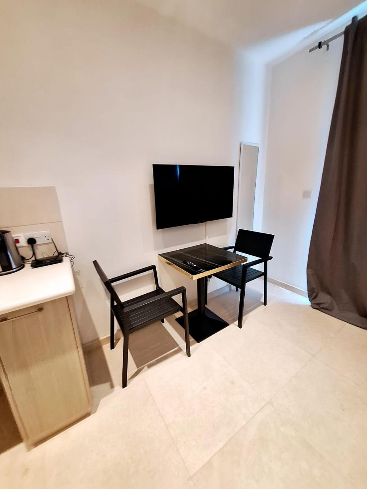Aphrodite Plaza Aparthotel *