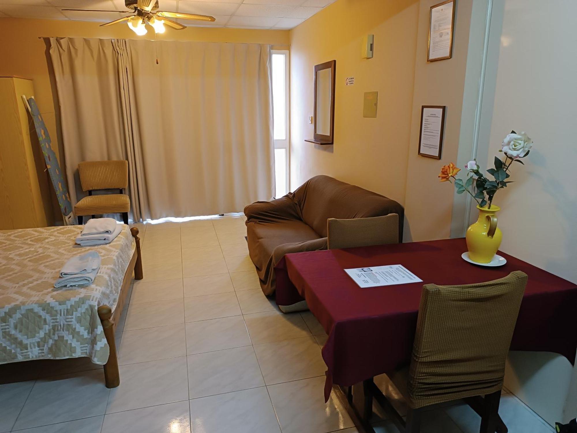 Rantzo Aparthotel