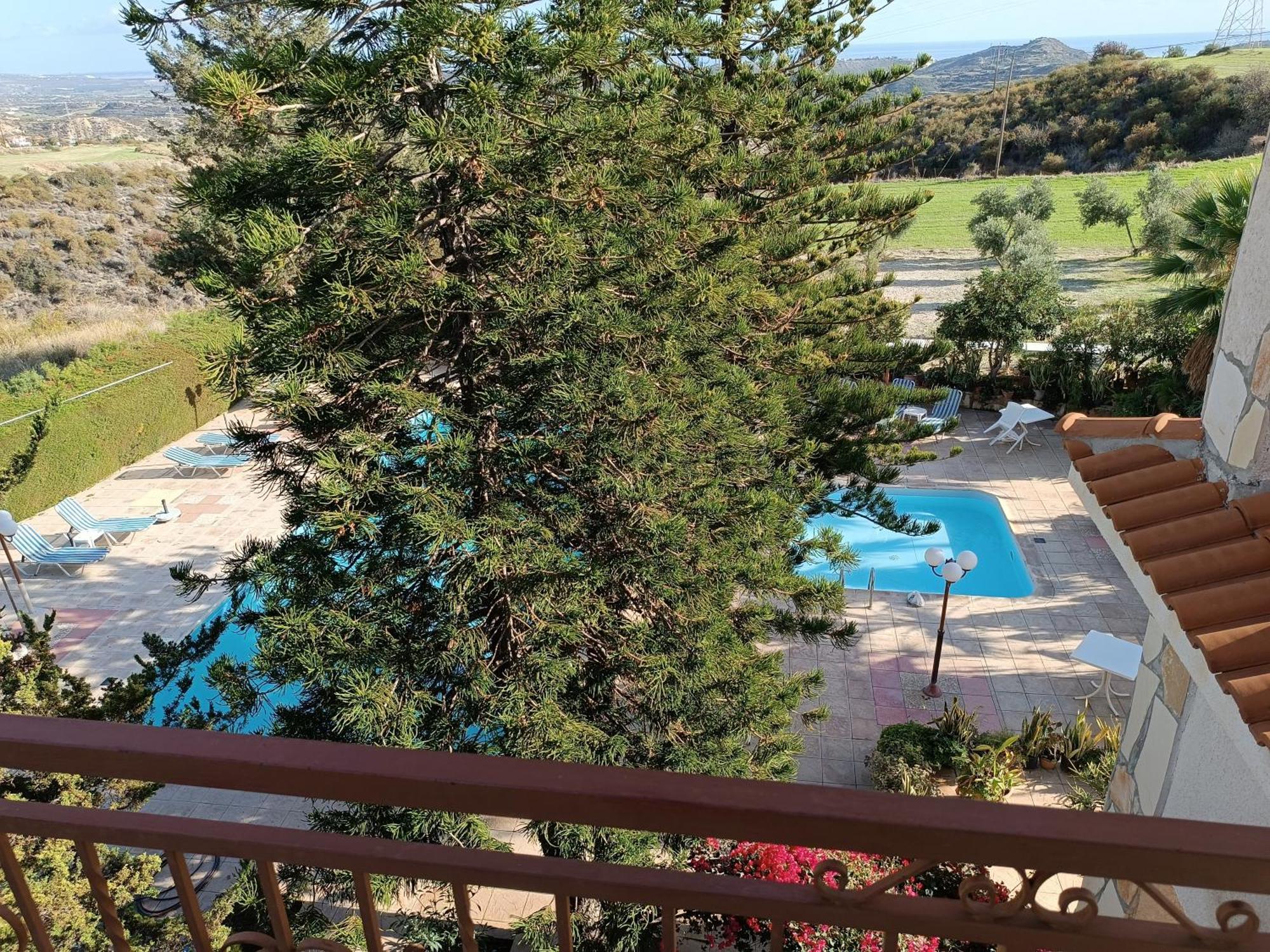 Rantzo Aparthotel 3*