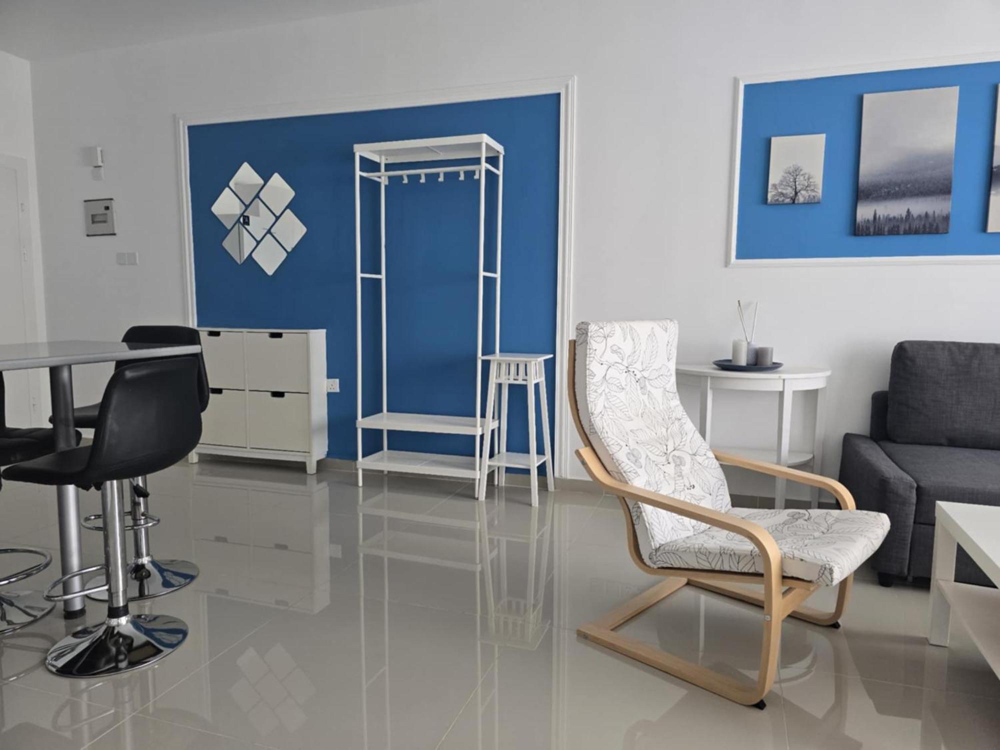 1-bedroom Poolside Cornelius In Caesar Apartment Dherinia