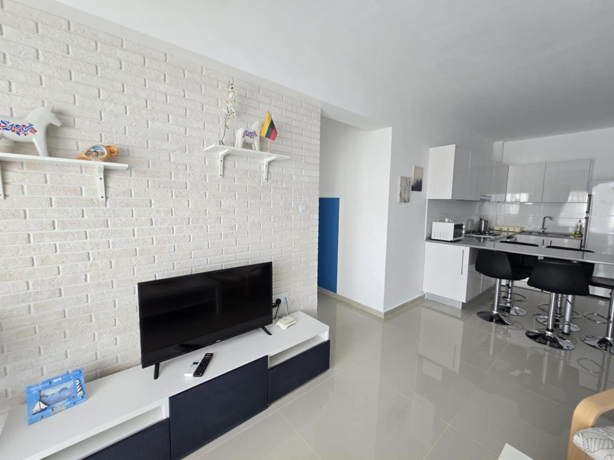1-bedroom Poolside Cornelius In Caesar Dherinia