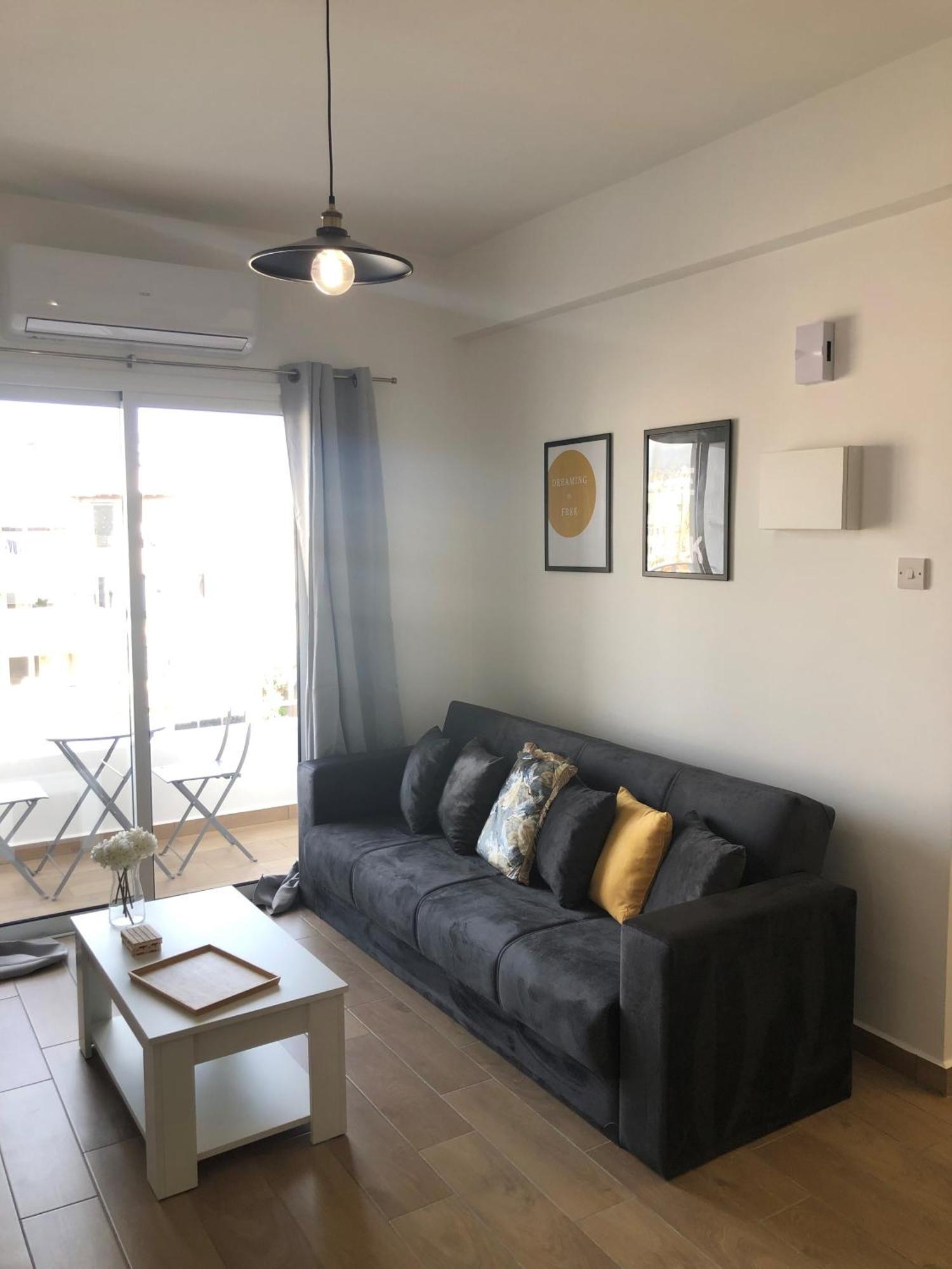 Apartment Victoria 2 *