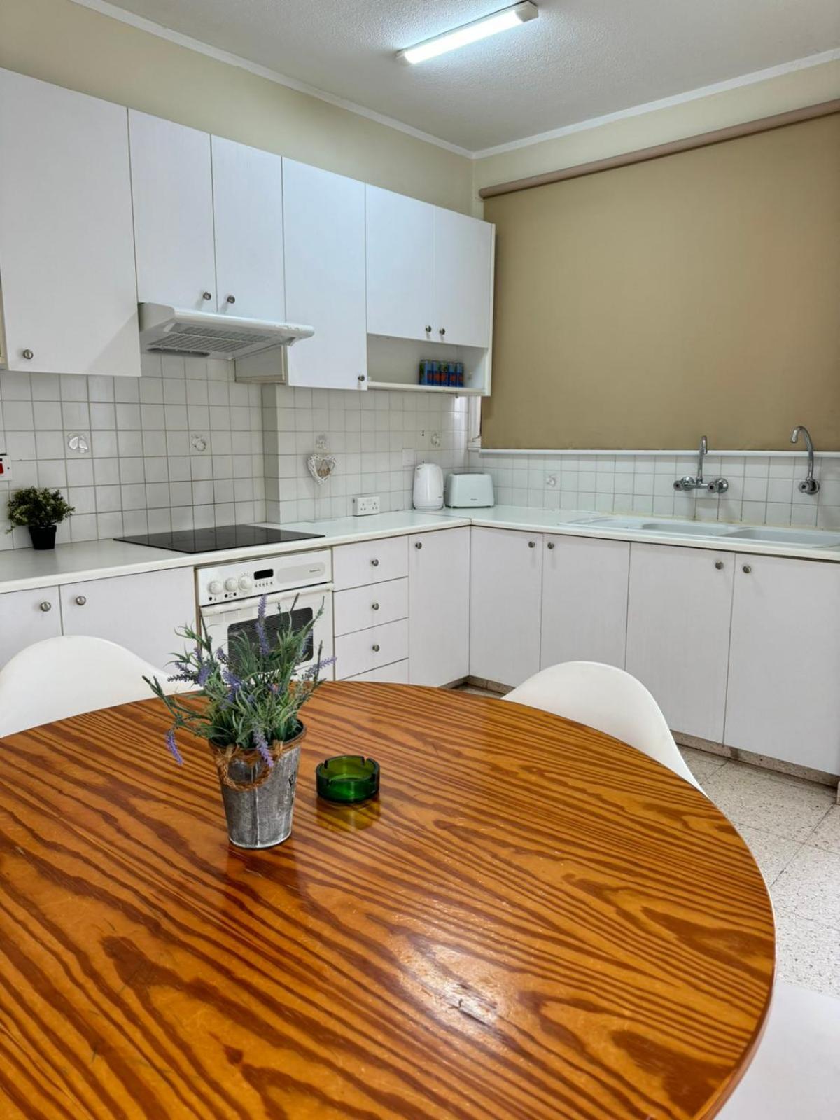 Aparthotel Sea Larnaca
