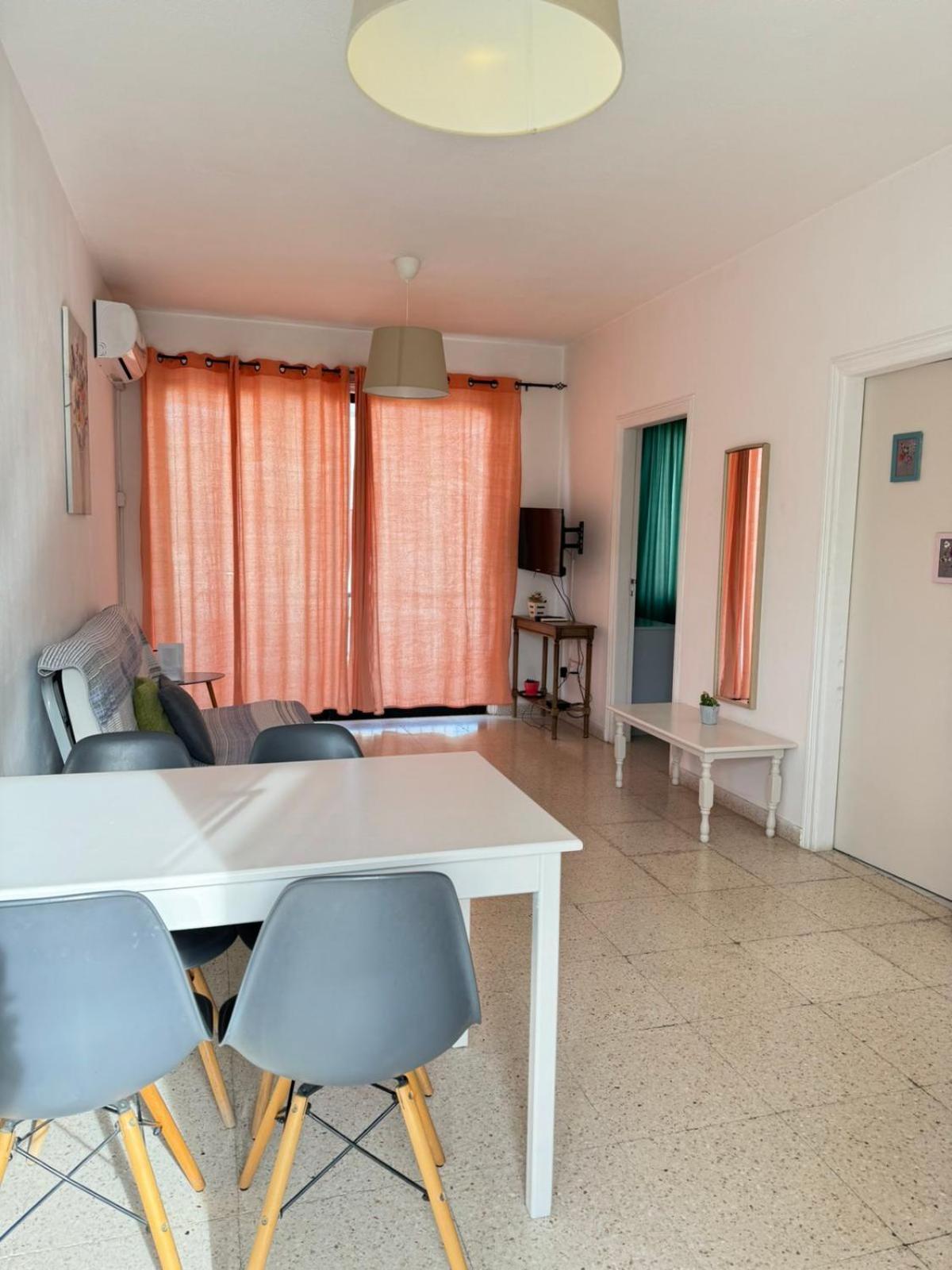 Aparthotel Sea Larnaca