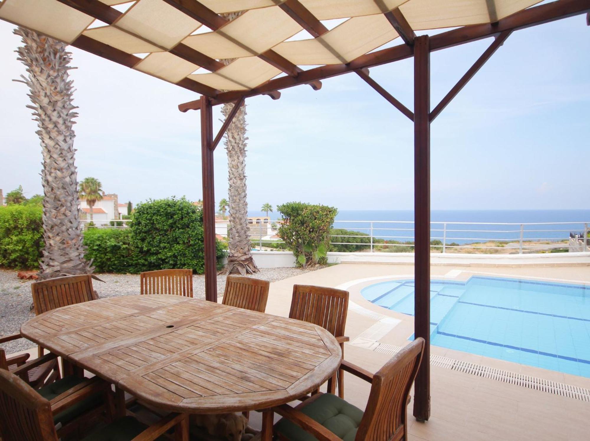 Charming With Magical Sea View, Perfect For The Family *