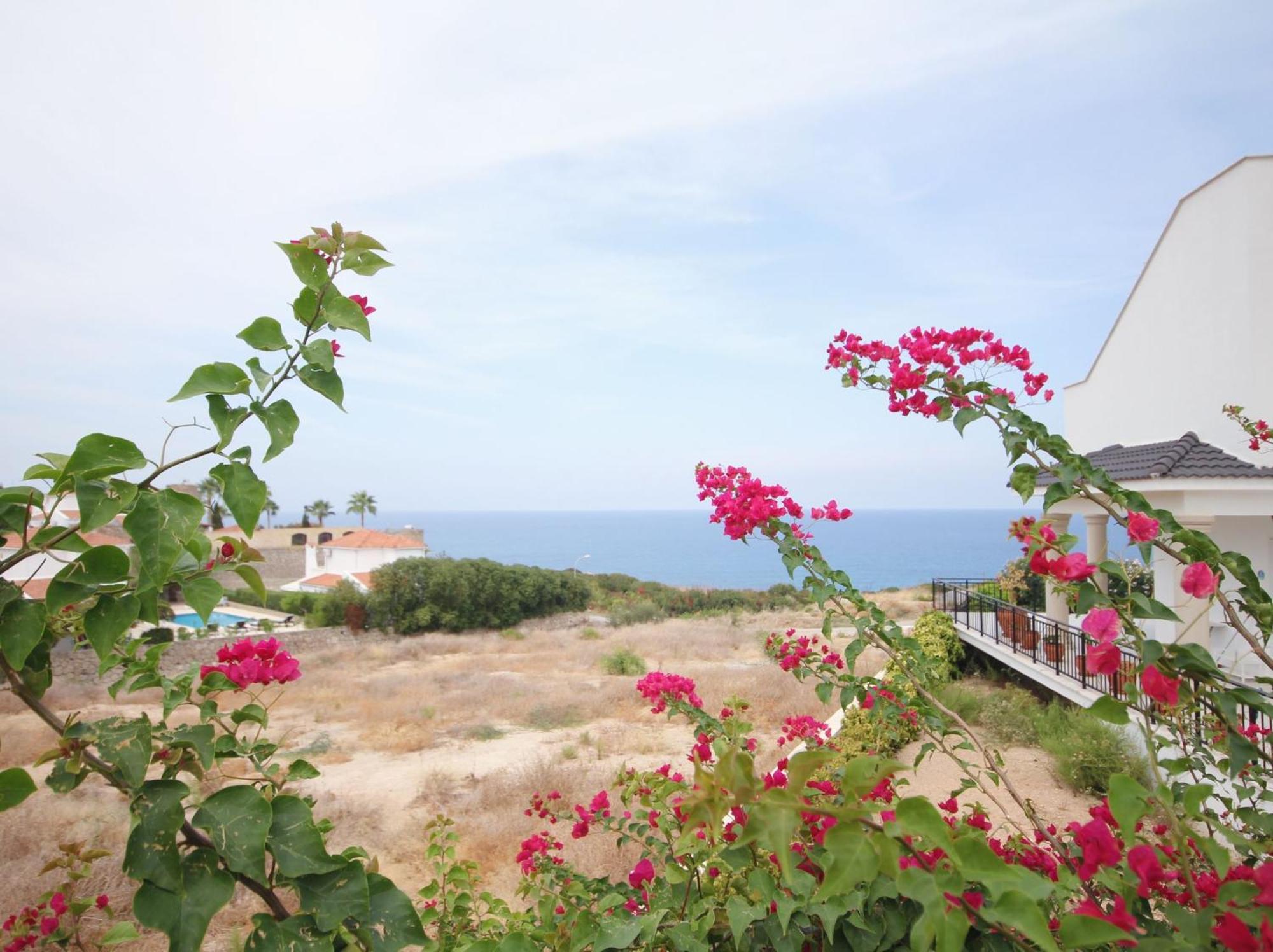 Charming With Magical Sea View, Perfect For The Family