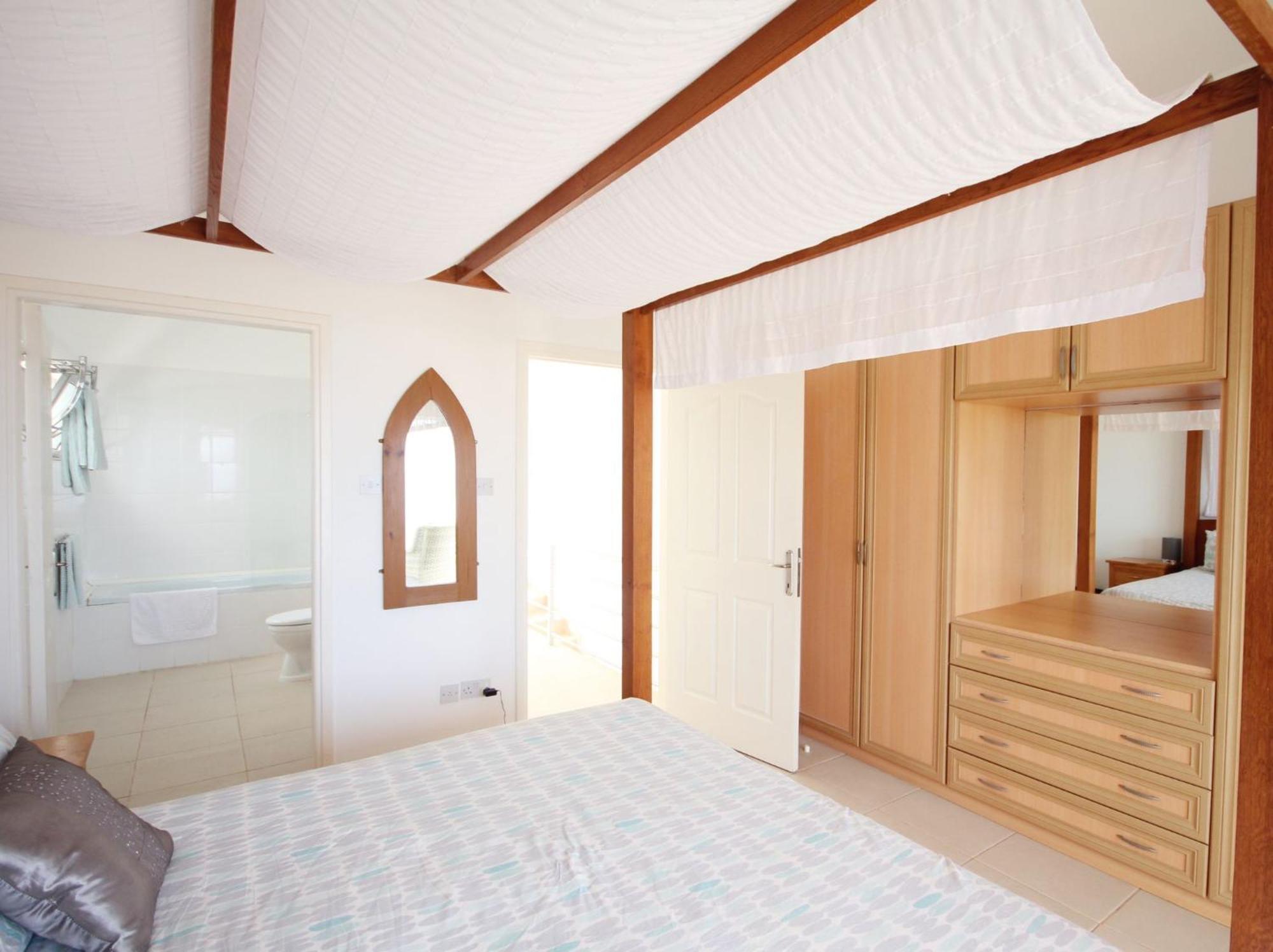 Villa Charming With Magical Sea View, Perfect For The Family