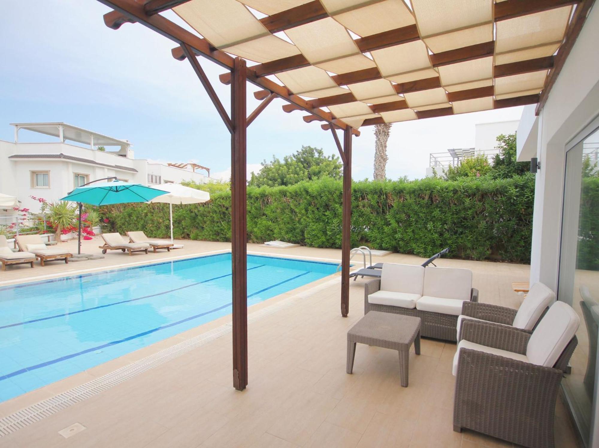 Charming With Magical Sea View, Perfect For The Family *