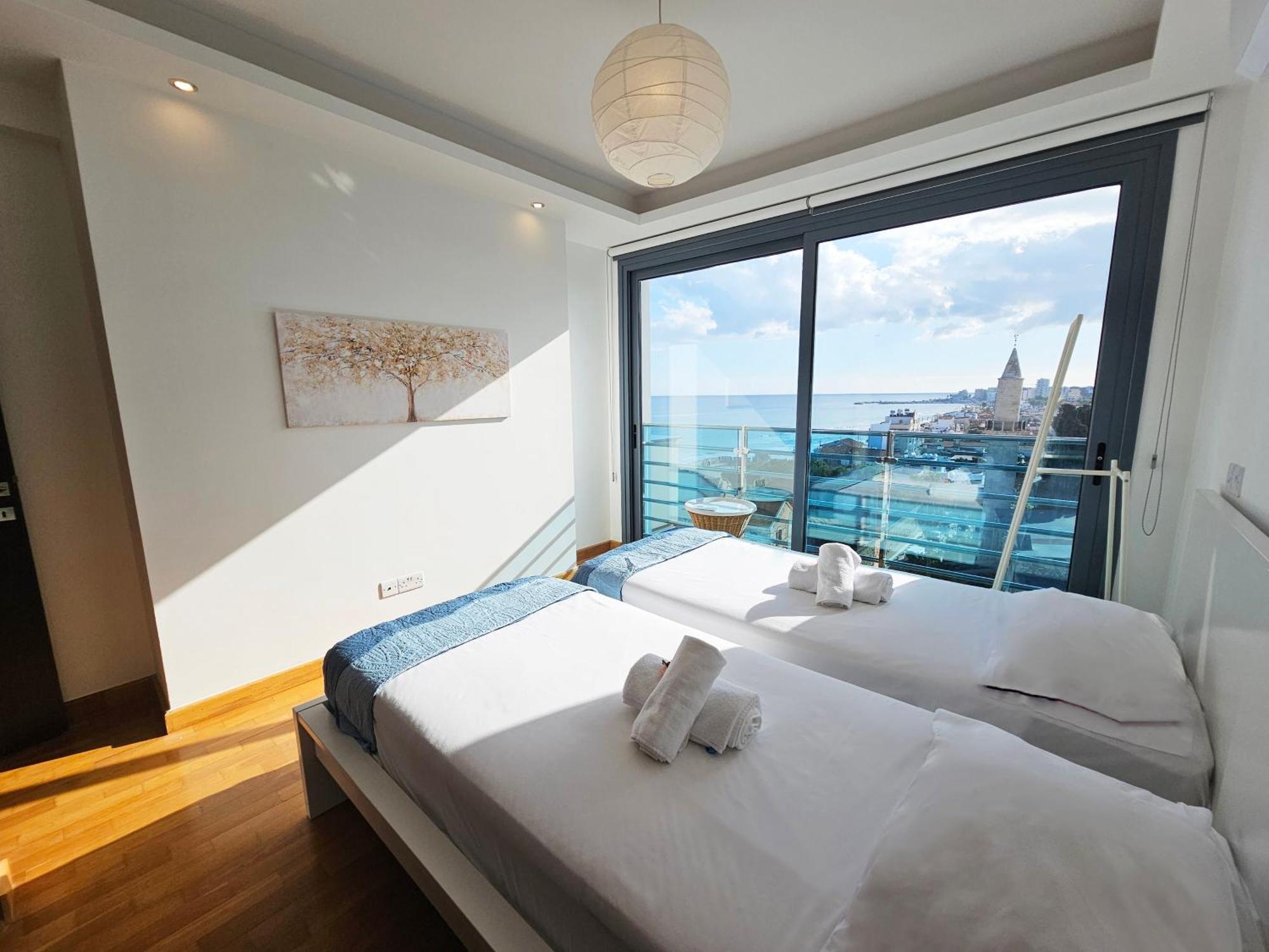 Vakantiehuis Dios Ponte Finikoudes Beachfront