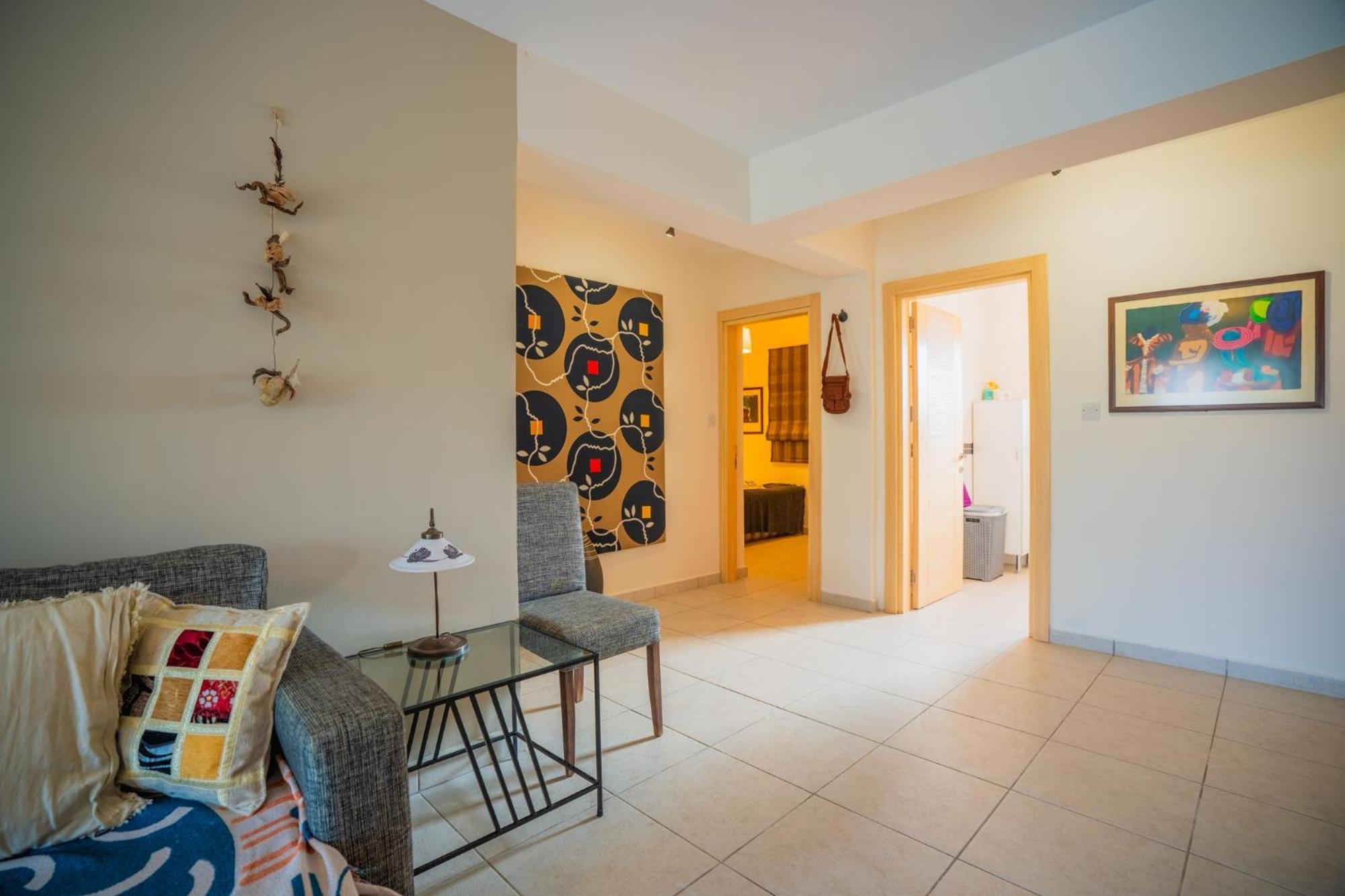Welcoming 3-bedroom With Ocean Views Agios Georgios (Girne)