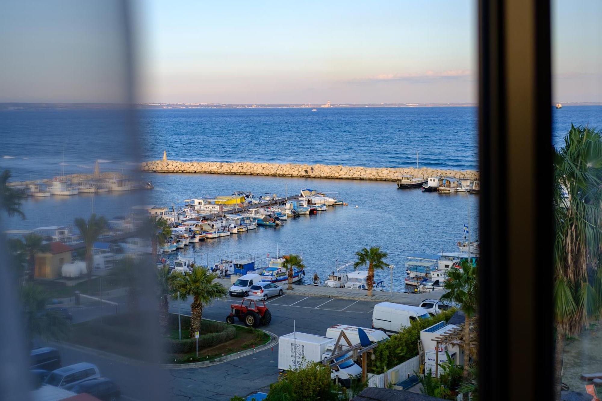 Lazuli Sea View Beachfront Ap 254 Appartement Larnaca