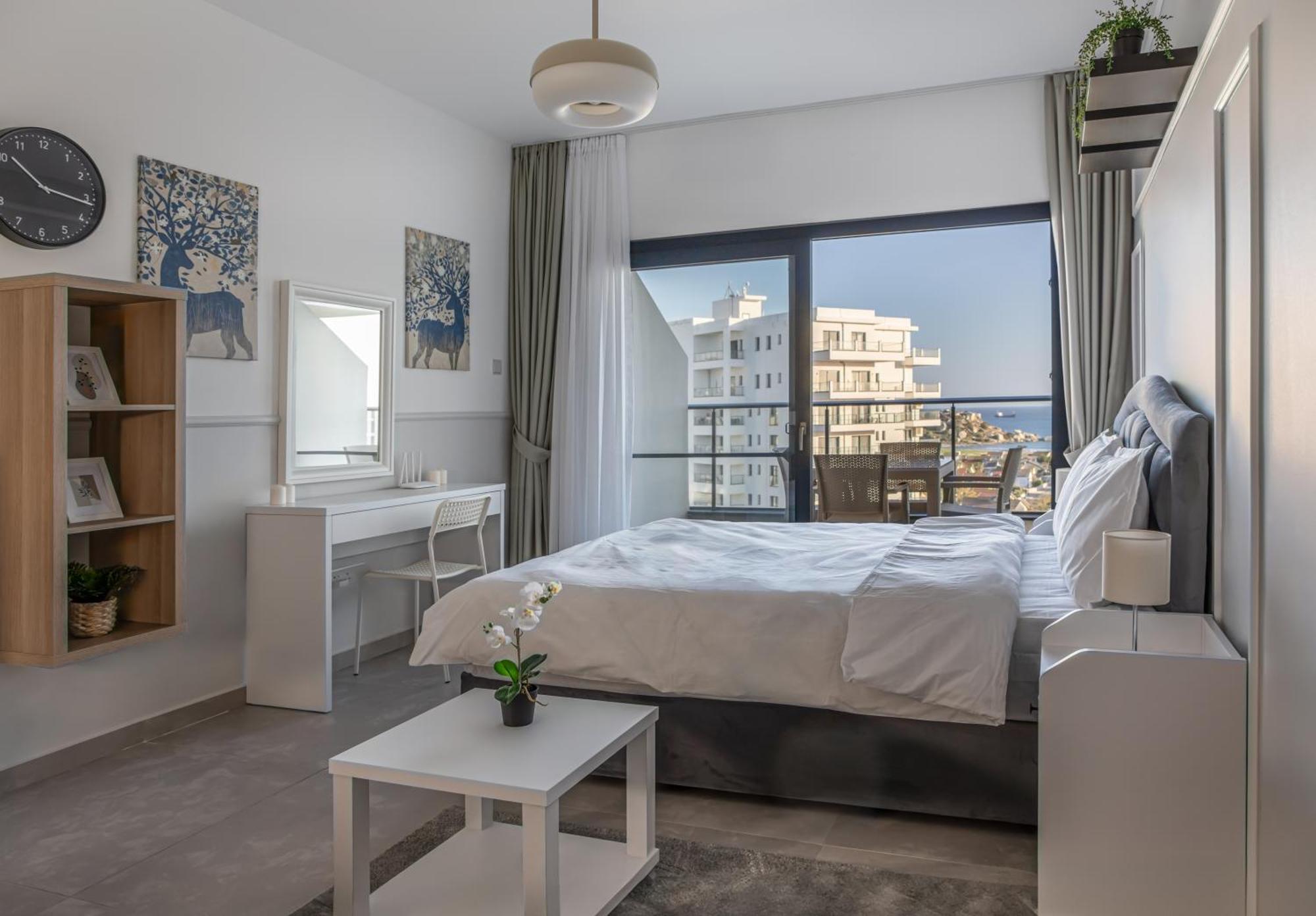 Sophia Pool At Caesar Blue Resort: Luxury With Extended Breakfast