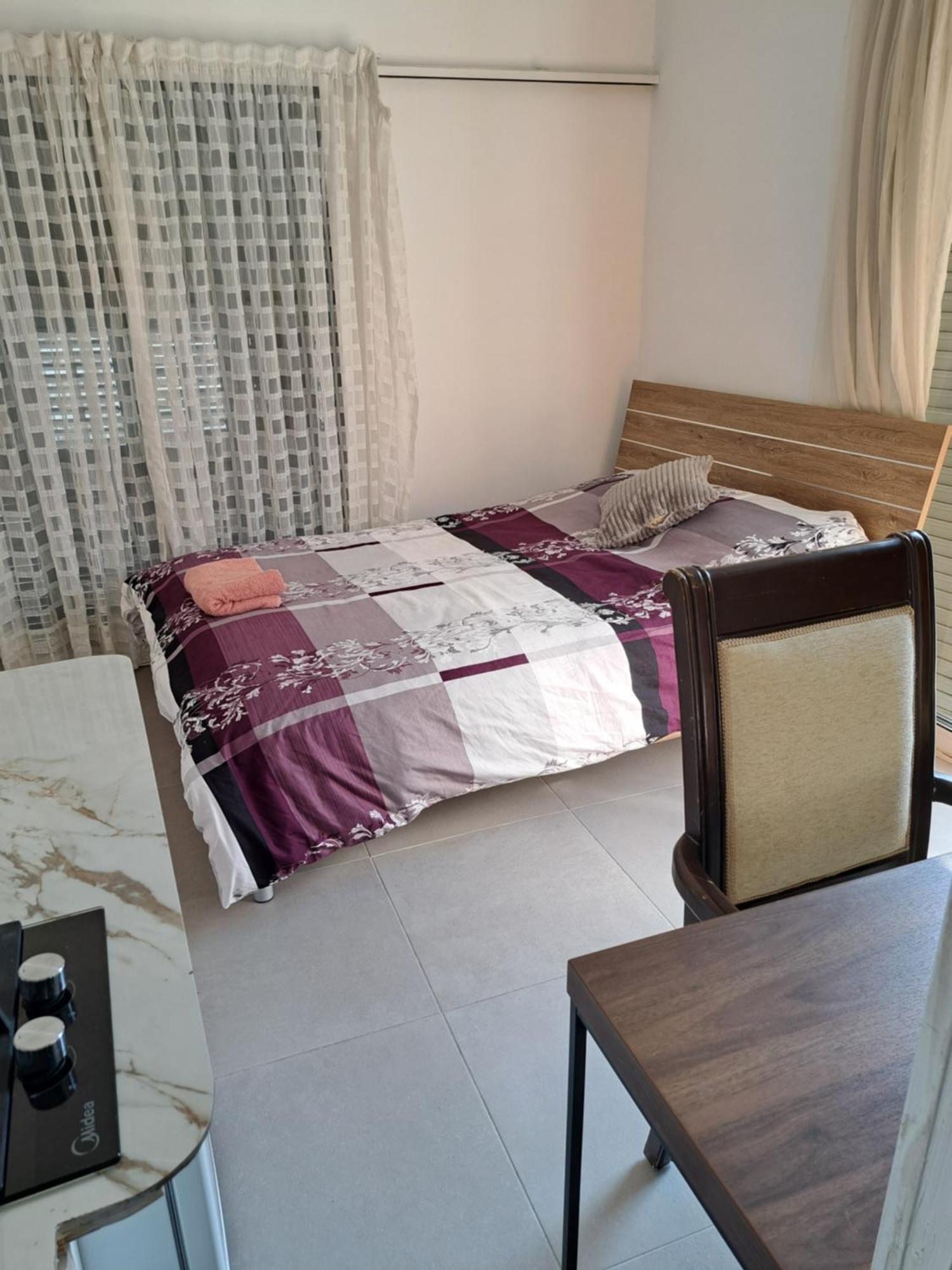 Center Apartment *