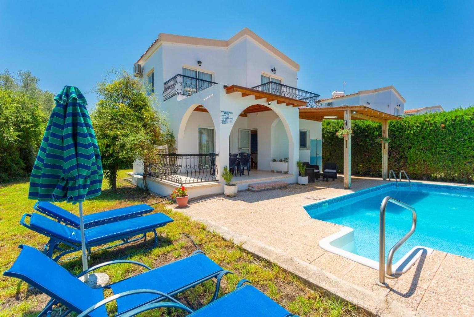 Aristotelis Villa
