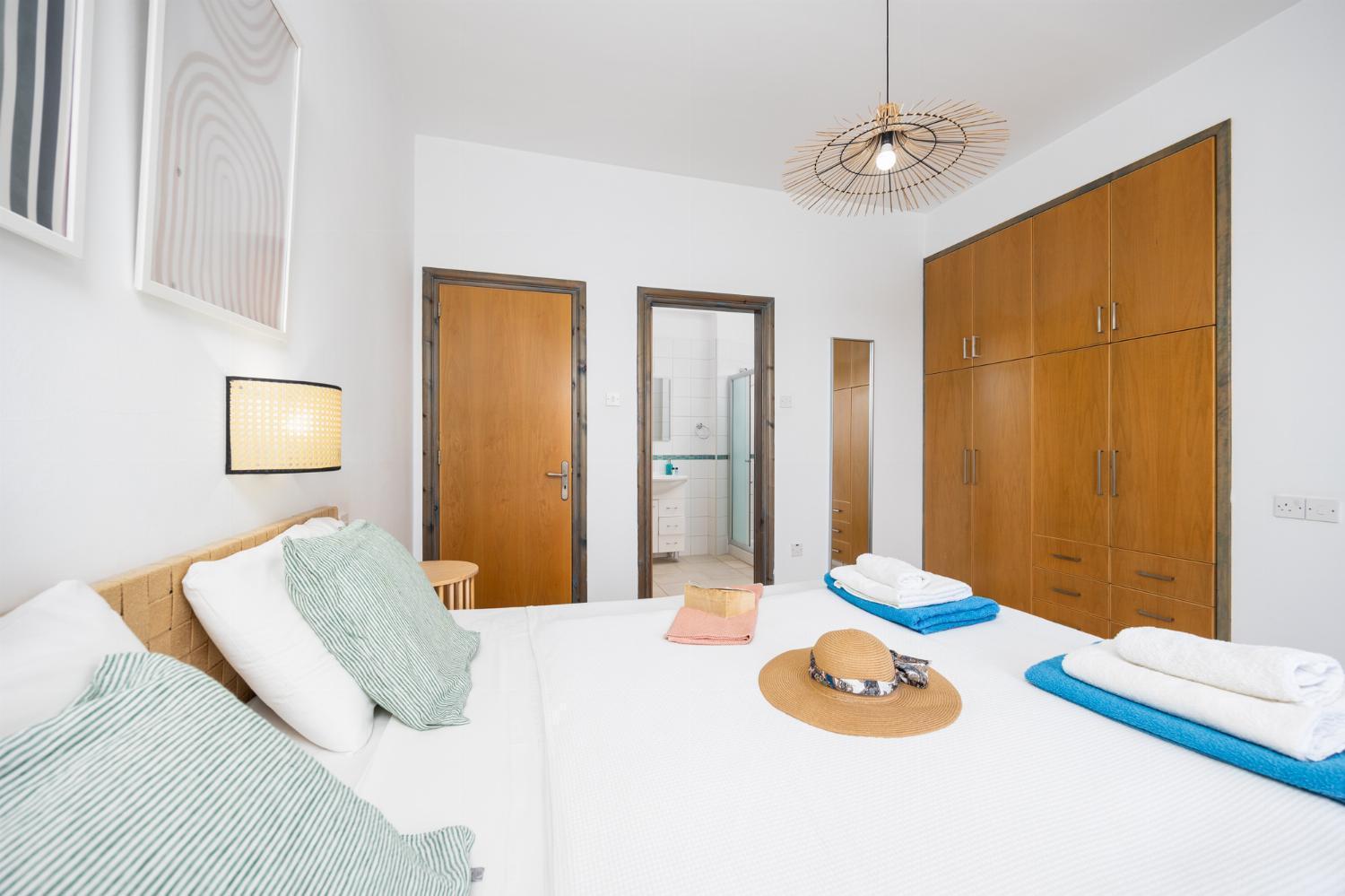 Poseidonas Villa *