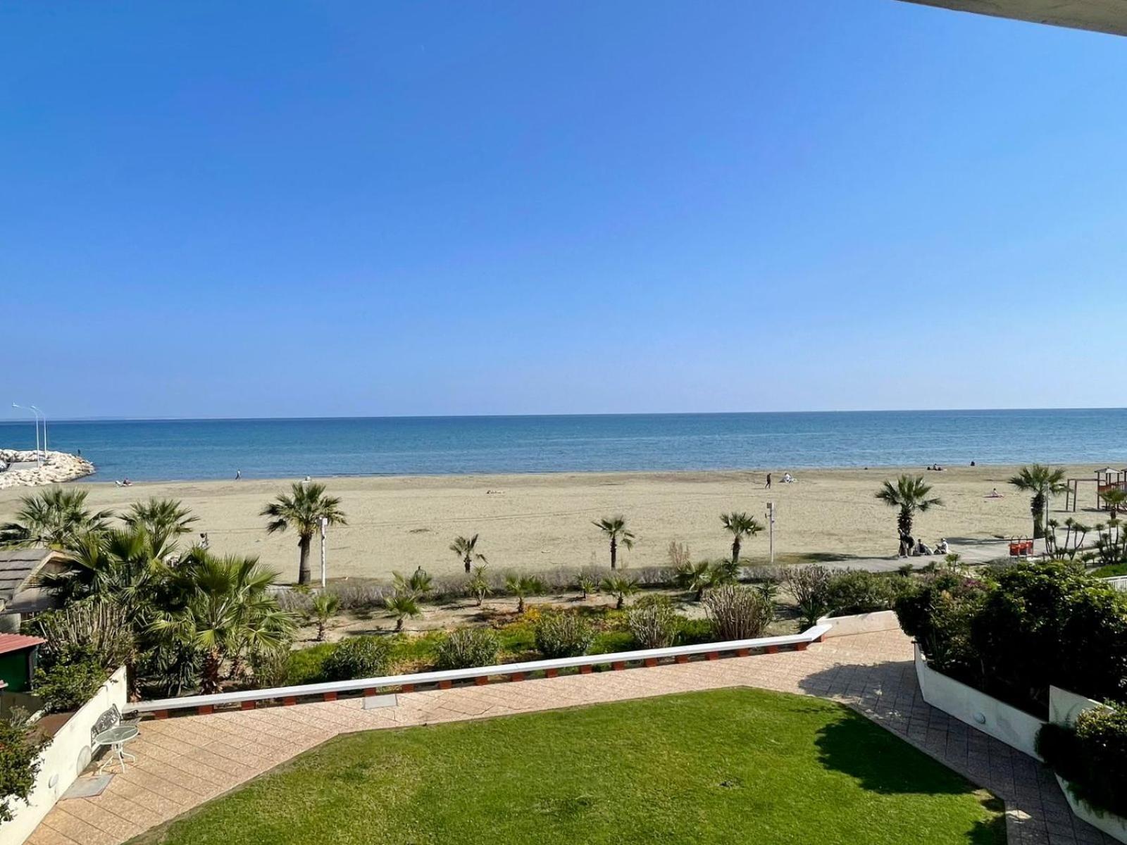 Sea View In Makenzy Larnaca