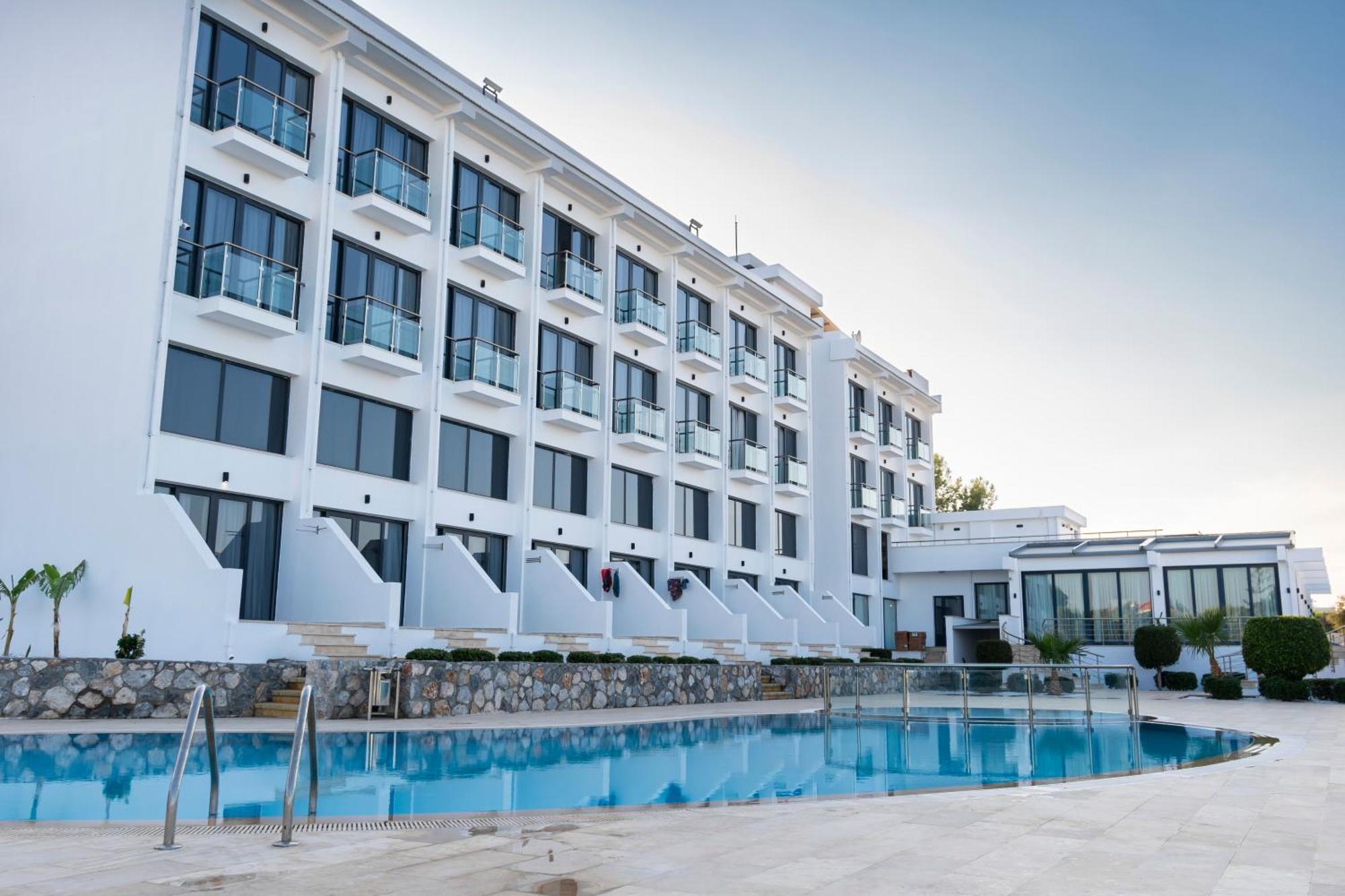 Hotel Bellapais Oasis Kazaphani