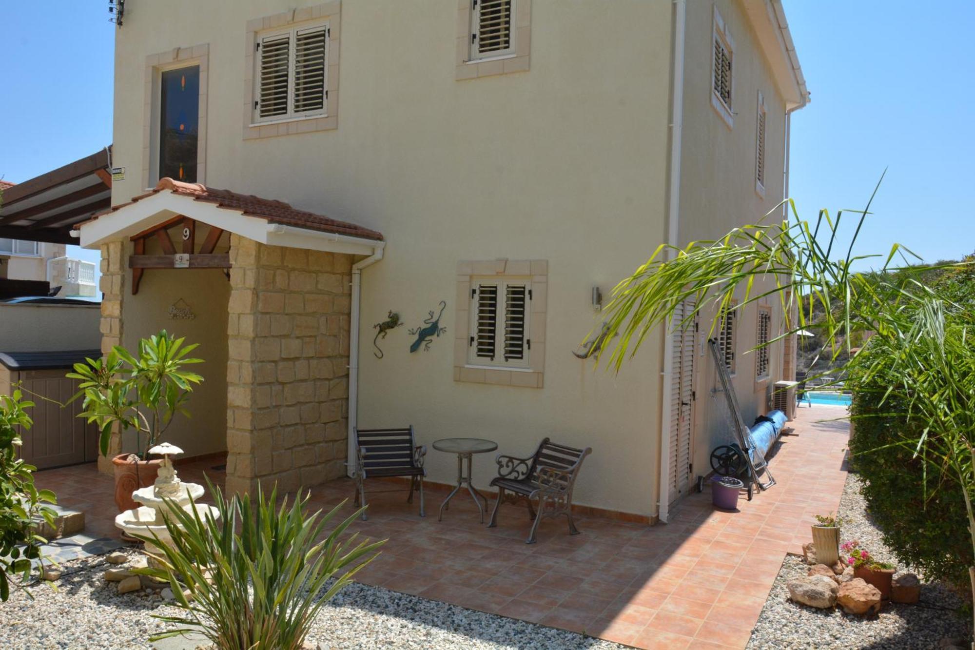 Ocean Breeze * Peyia