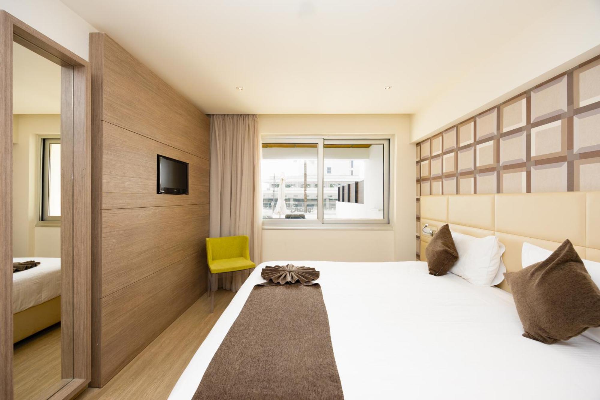 Melpo Antia & 4* Ayia Napa