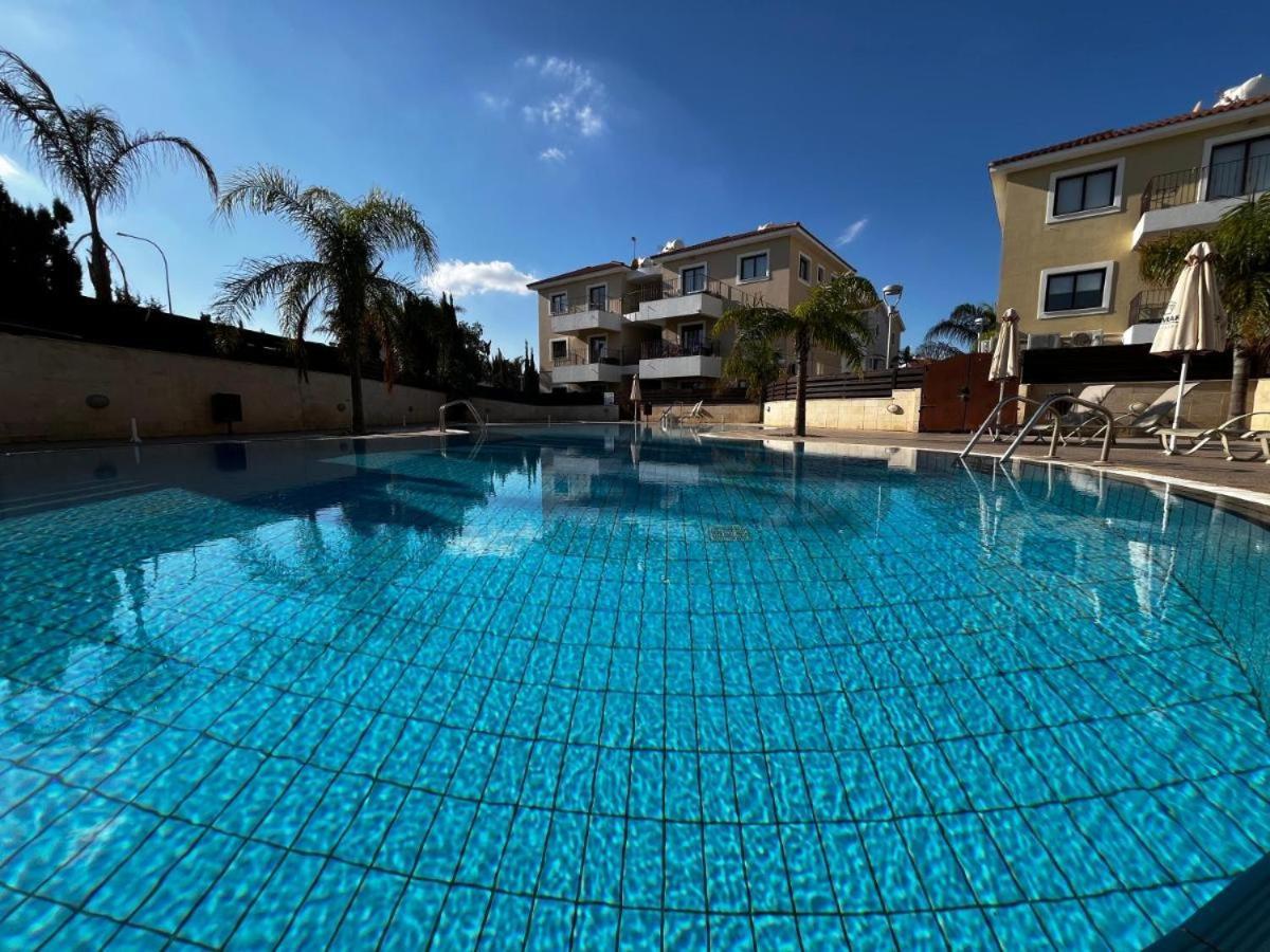 Deja Blue Kyklades Bc7 - Workspace, Pool, Gym, Nearby Apartment