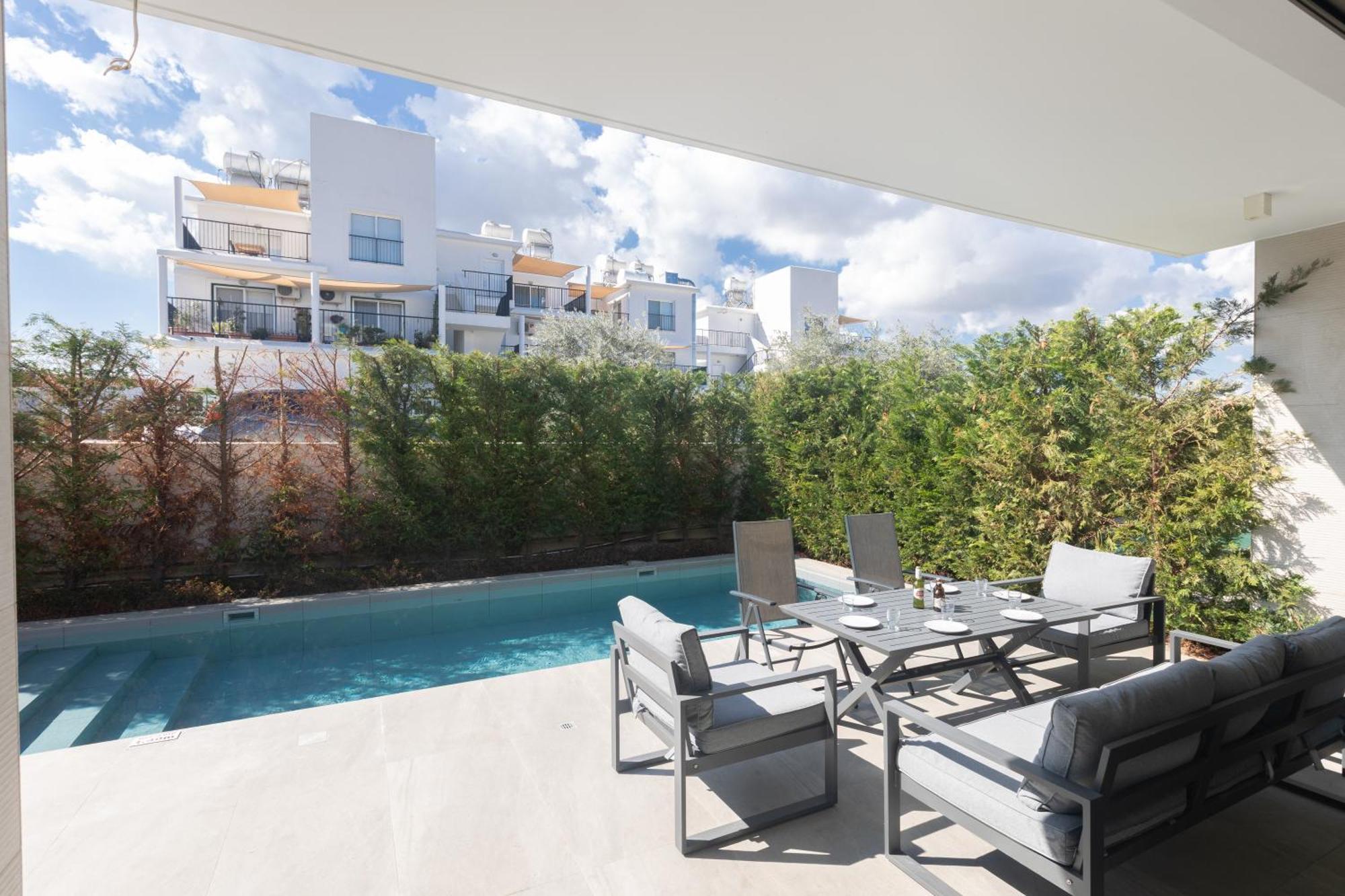 Villa Azure Paralimni