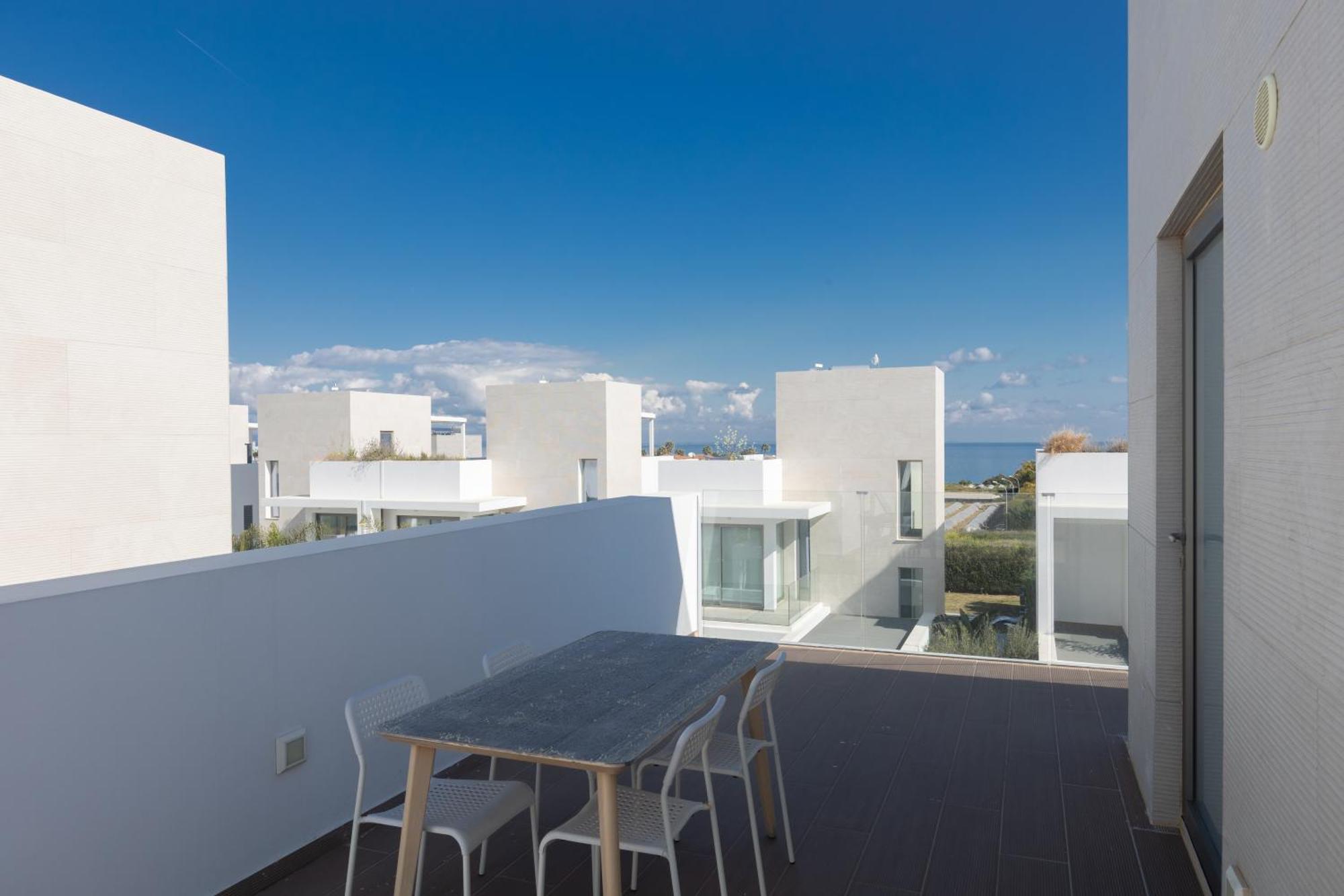 Villa Azure *