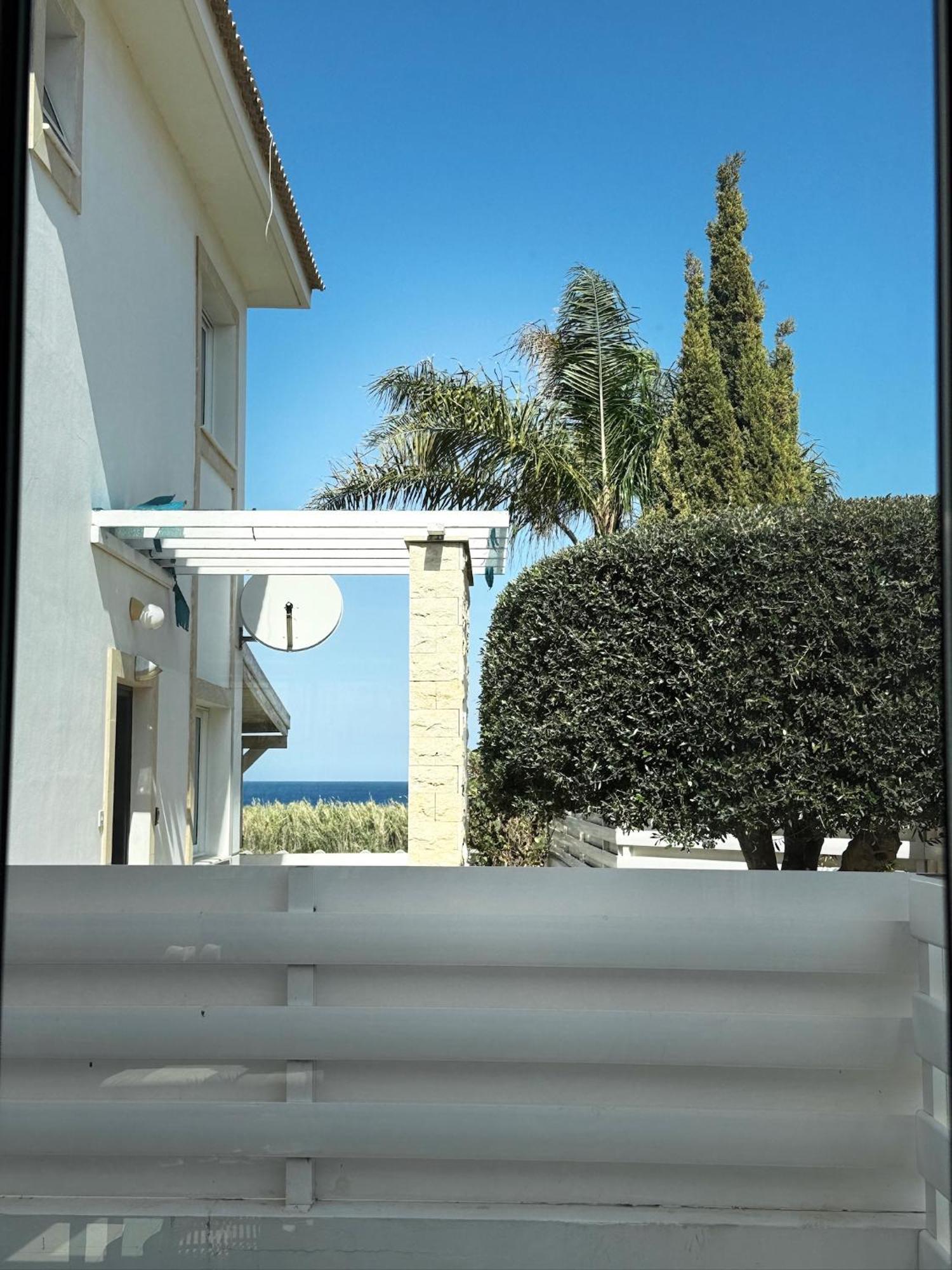 Wealthystays Hephaestus Villa, Ayia Triada Villa *