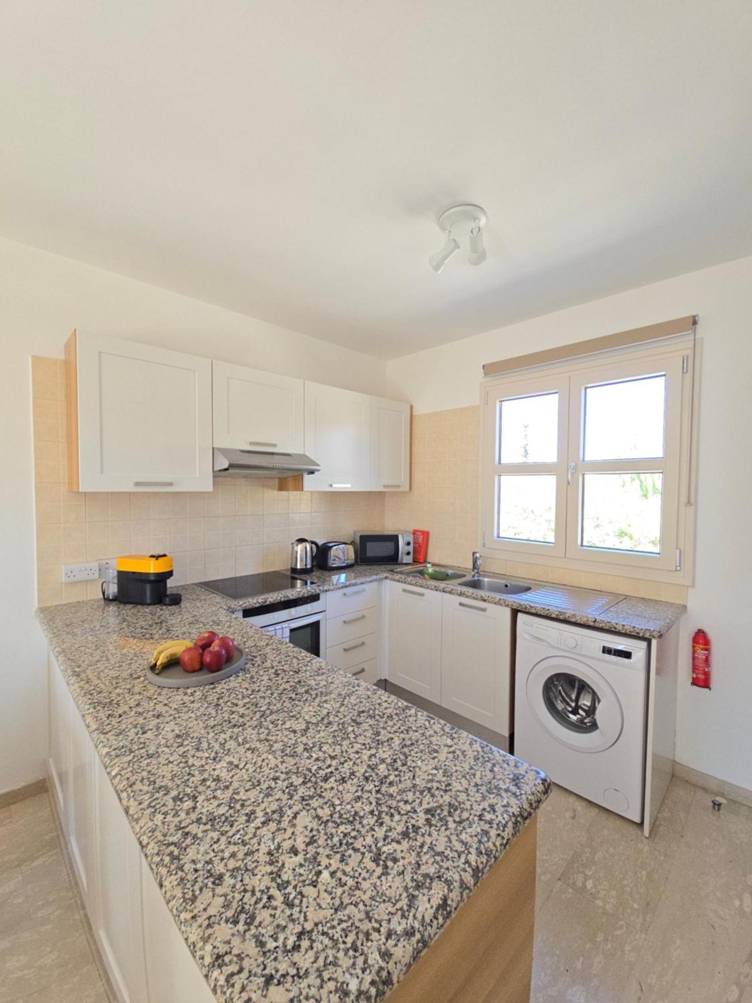 Aphrodite Hills Adonis Apartment *