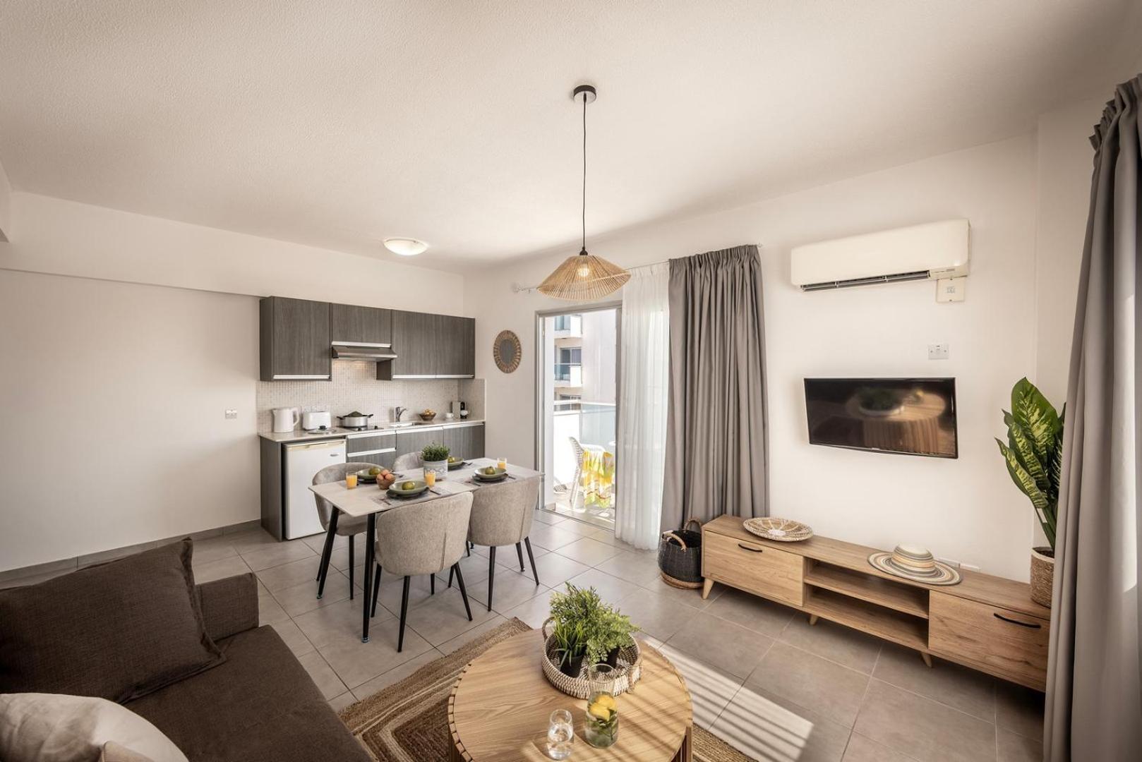 Apartment Somantonia