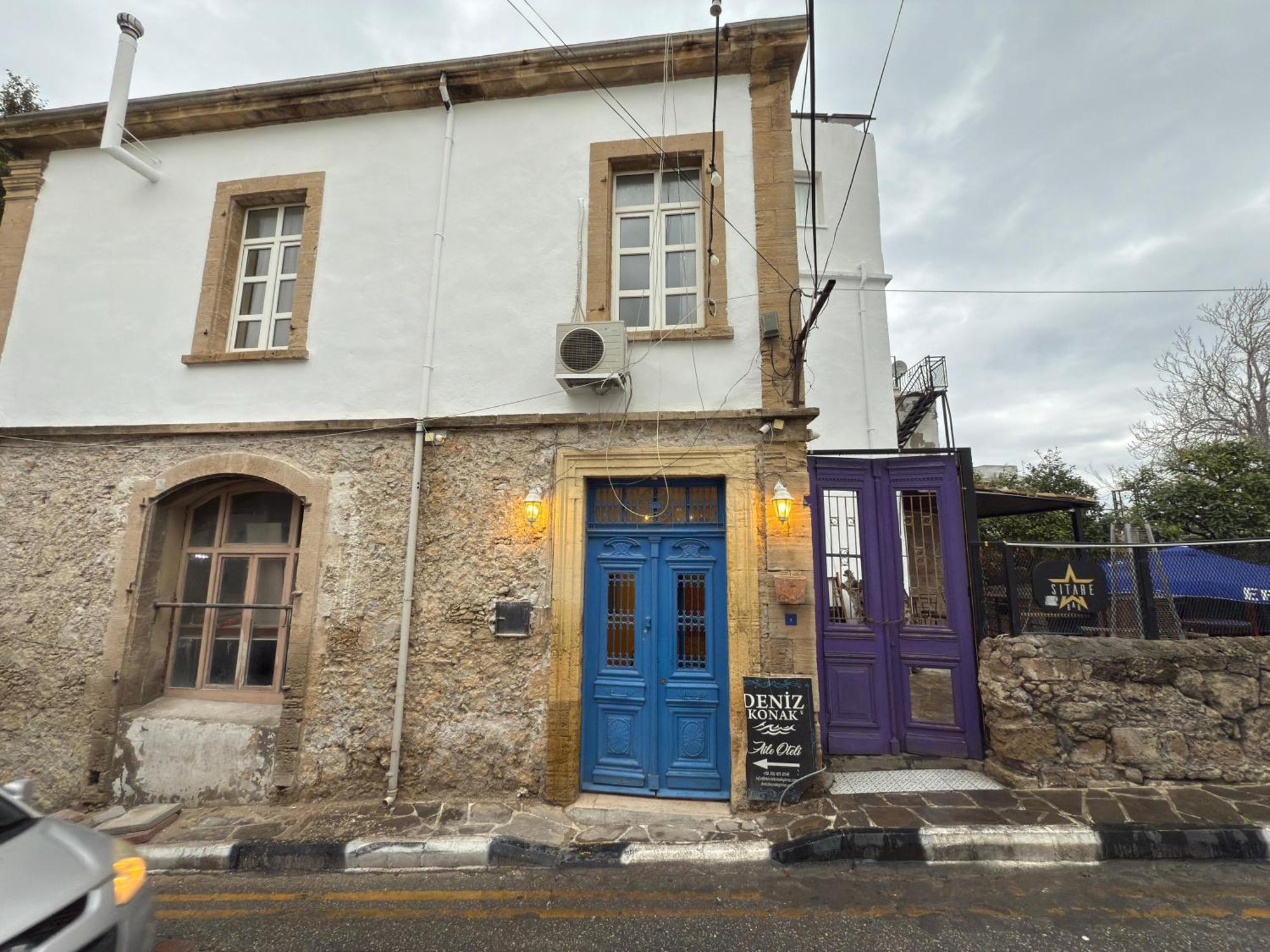 Deniz Boutique