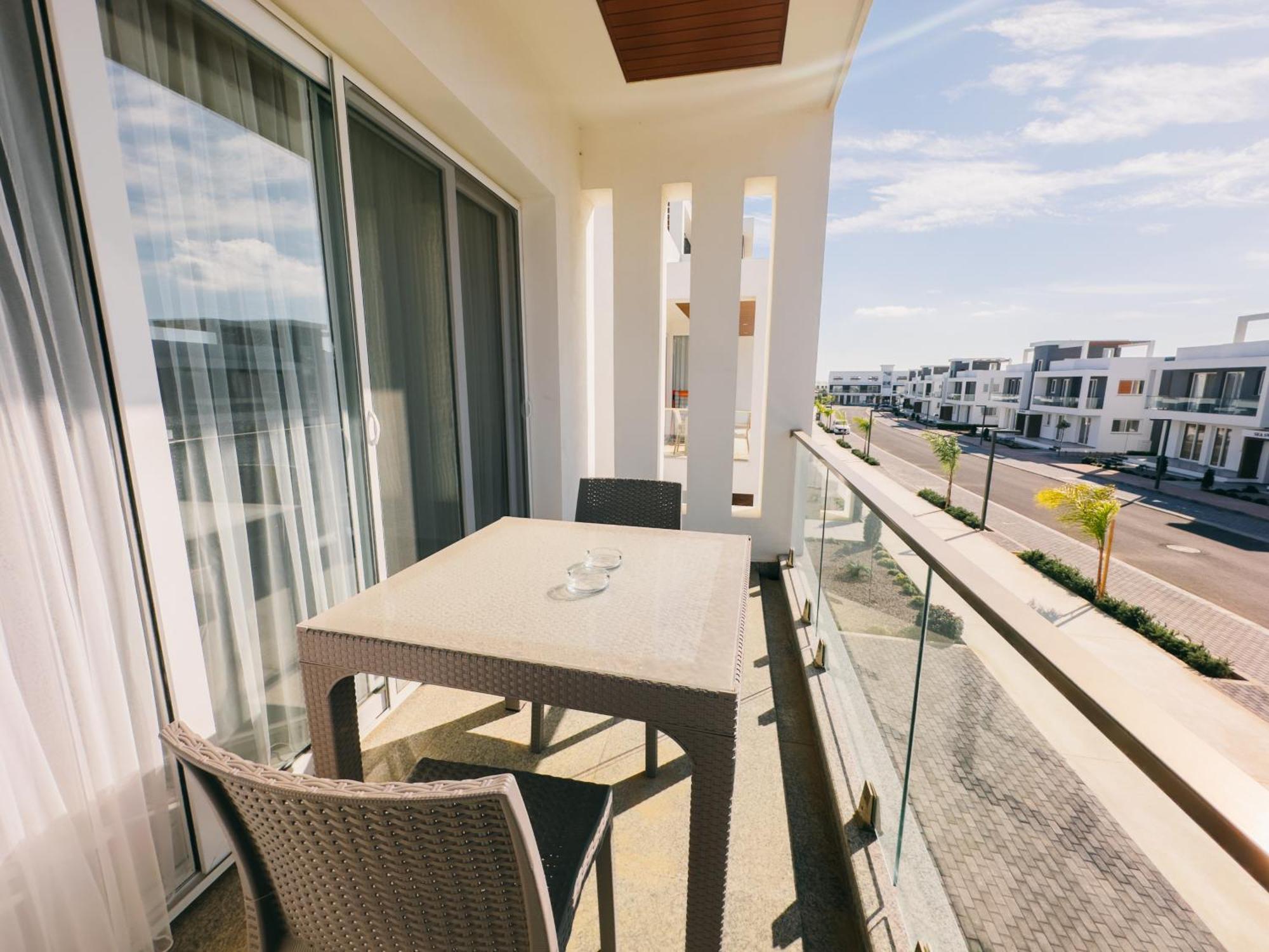 Four Seasons 2 Lofts By The Sea, Bogaz, Iskele *