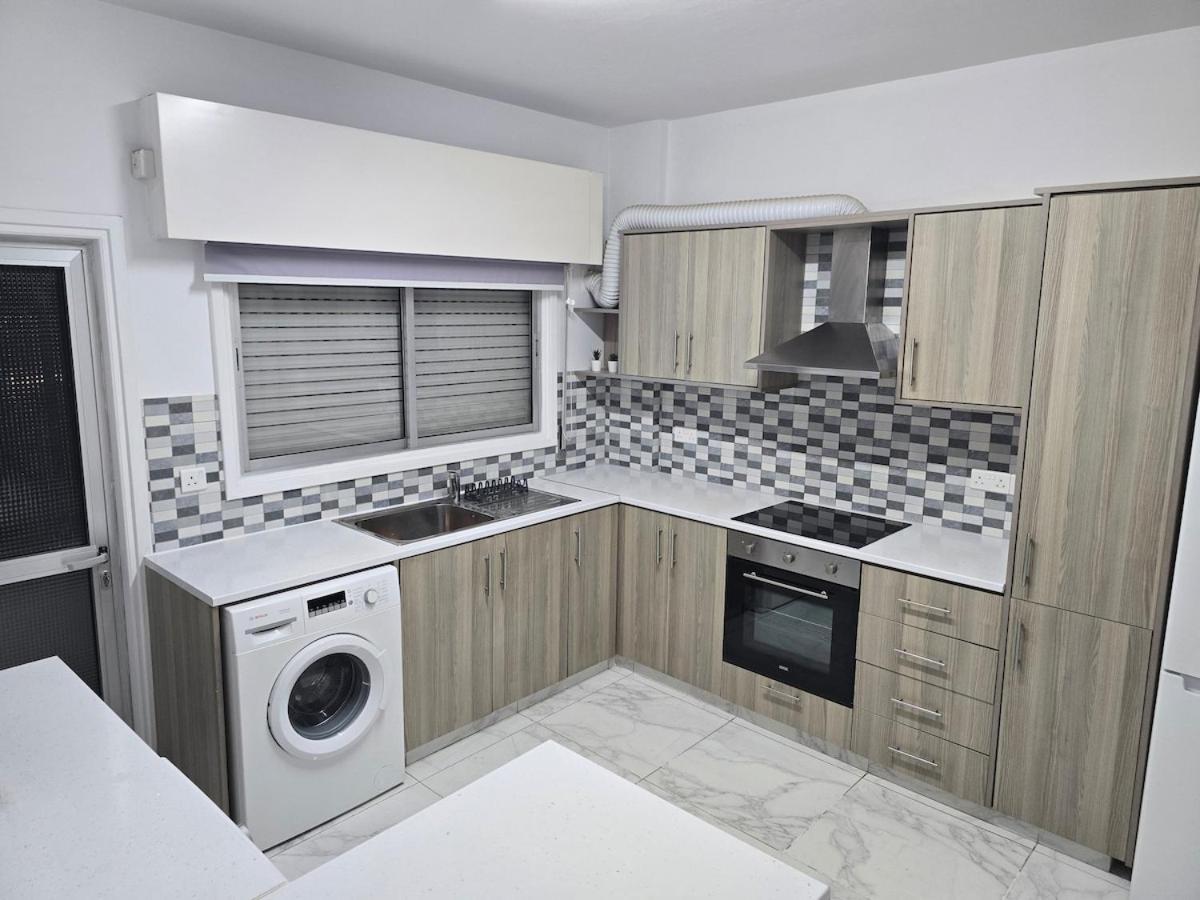 Apartment Project 99 - Breakbooking Cy Limassol
