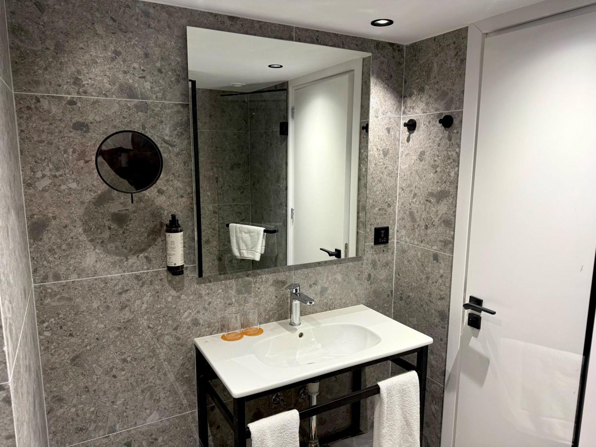 Odysseia Kapetanios Hotel 4*