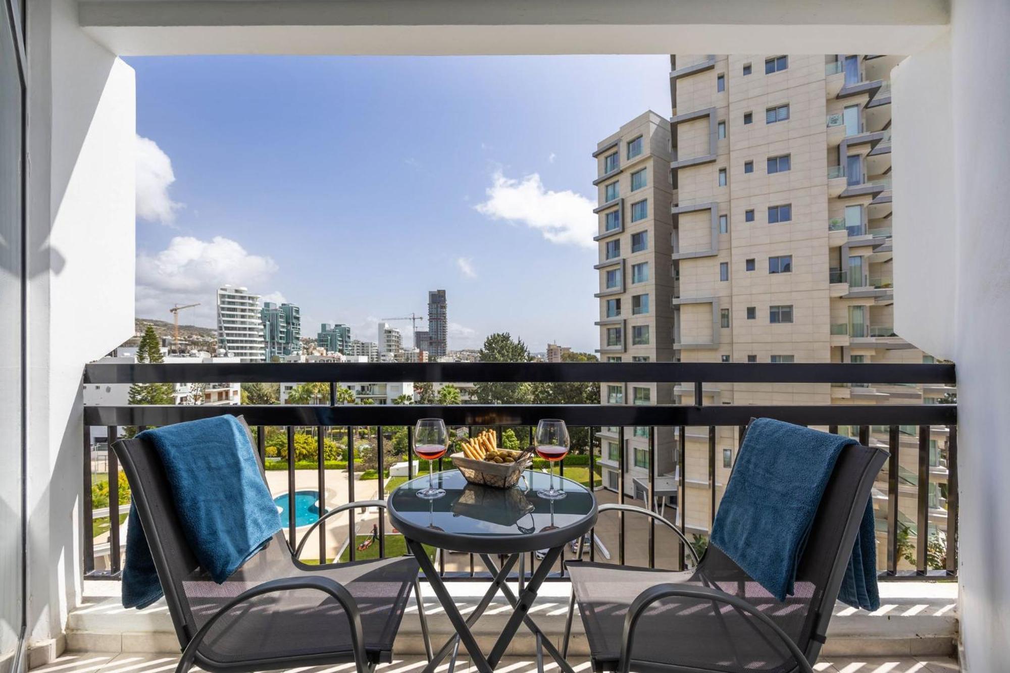 Marathon With Shared Pool Apartment *