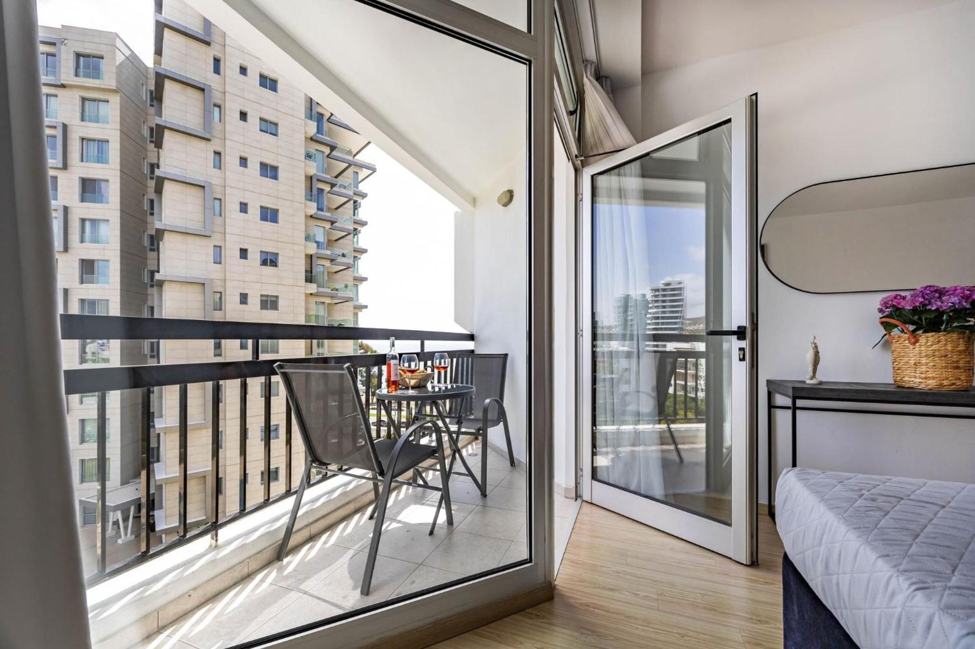Marathon With Shared Pool Limassol