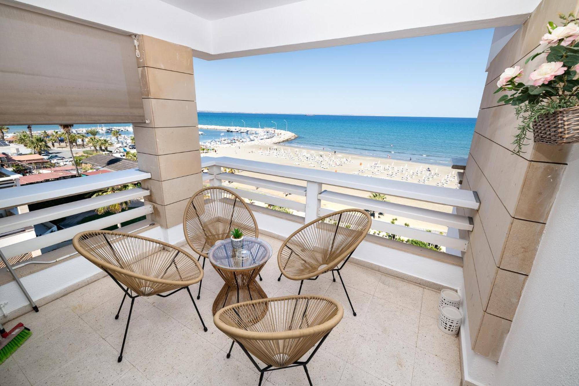 Apartment Lazuli Beachfront Sea View Ap144 Larnaca