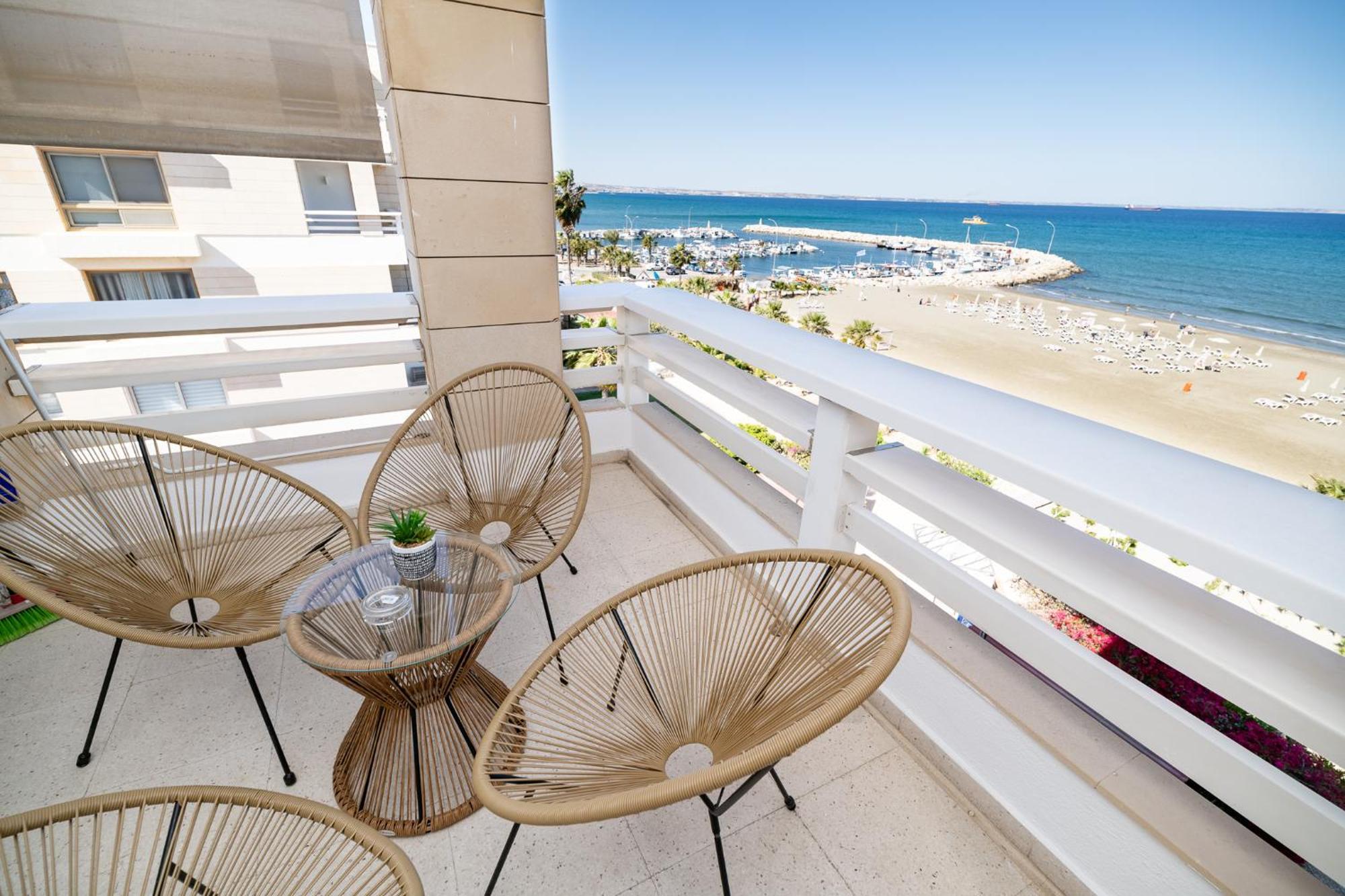 Lazuli Beachfront Sea View Ap144 Apartment *