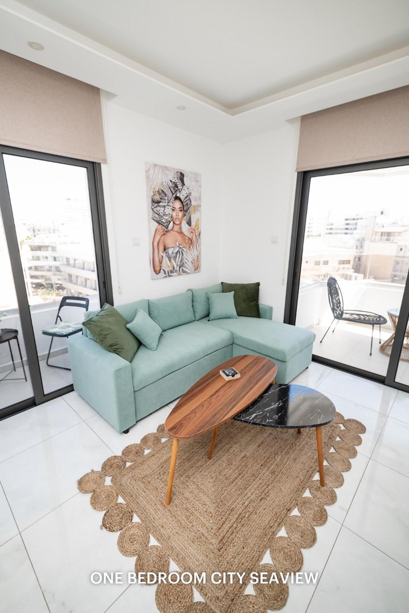 Lazuli & Seaview Apartment *