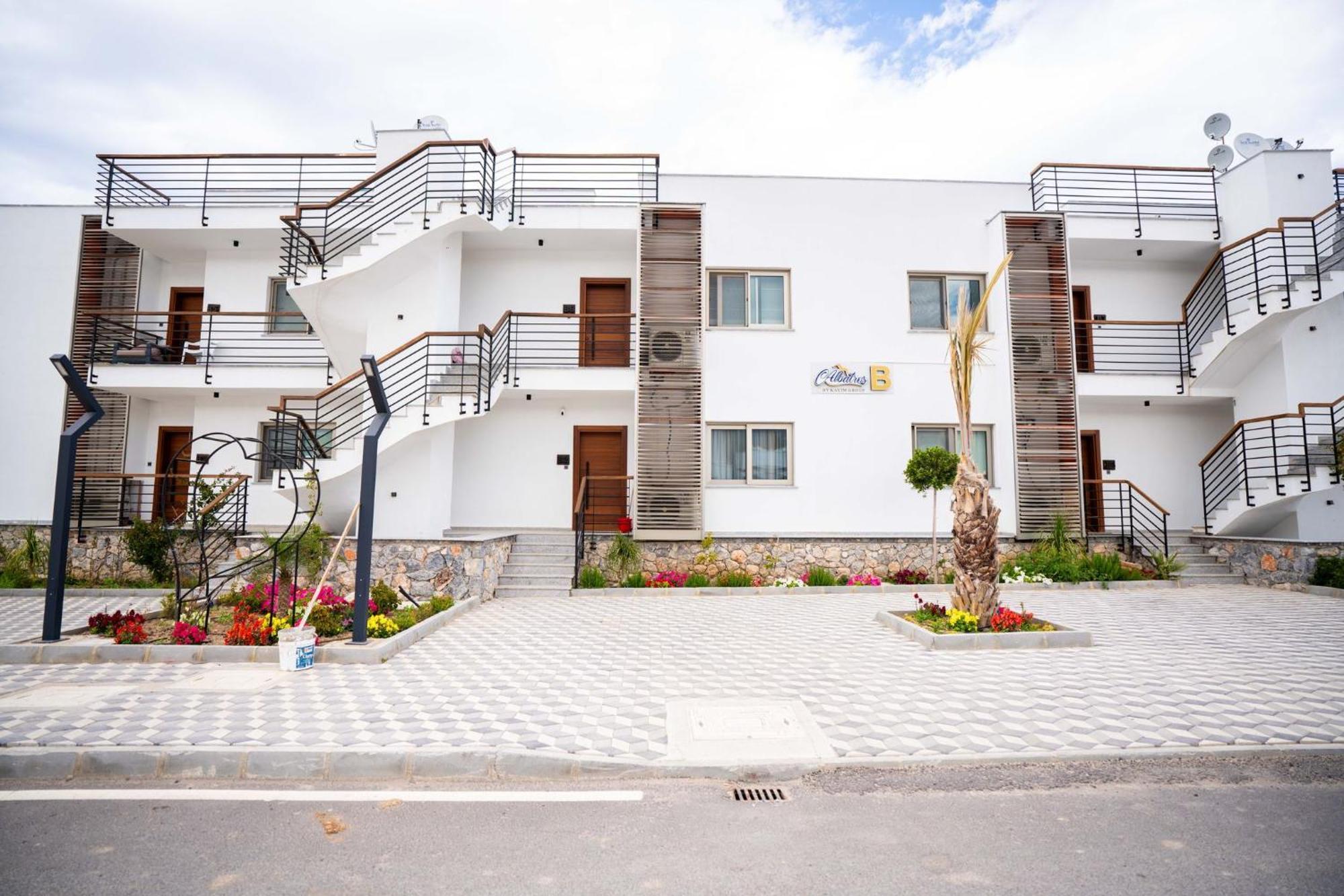Apartment Luxury With Pool And Stunning Sea View *