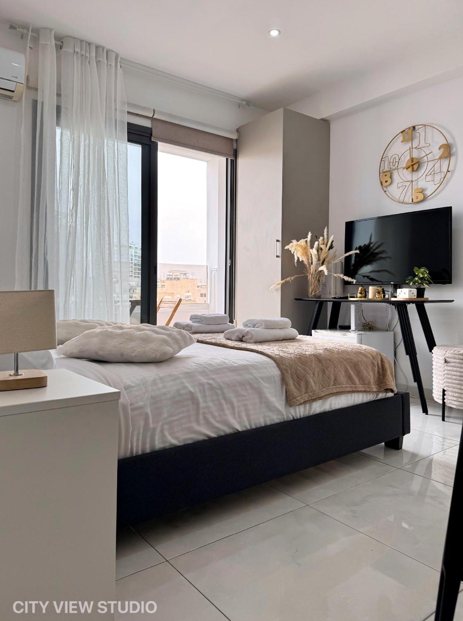Lazuli & Seaview Apartment