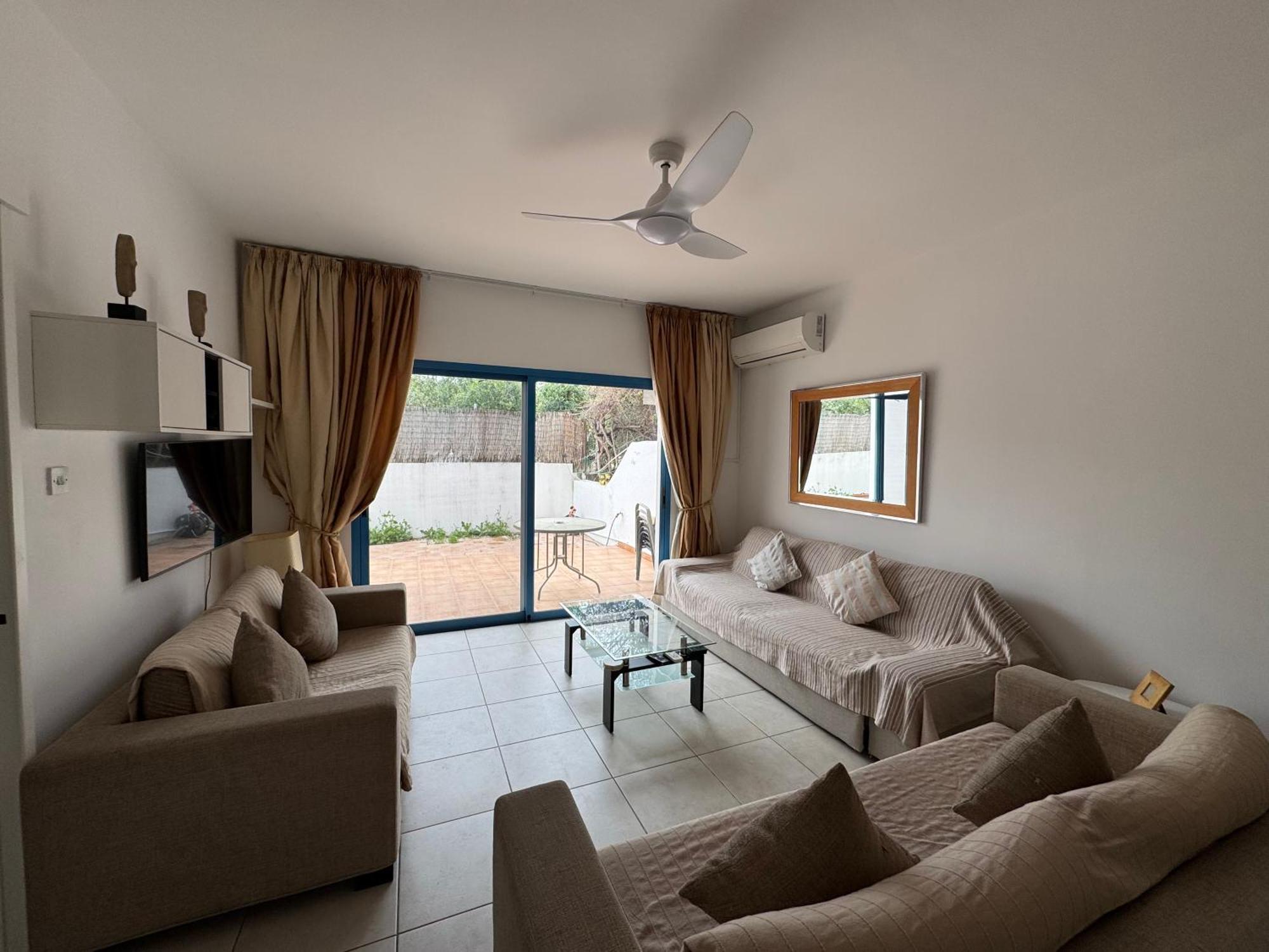 Cozy 2-bd Ap Near The Sea! Apartment