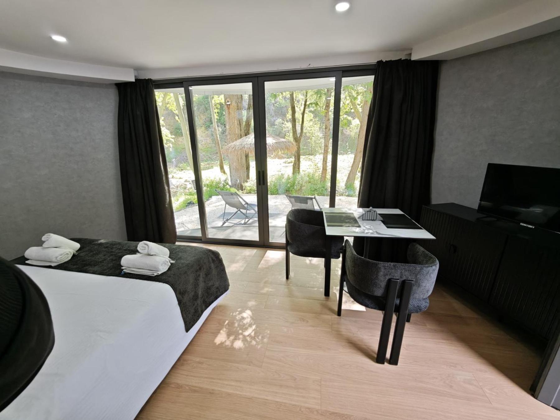 River Glamping Kalopanayiotis * Kalopanagiotis