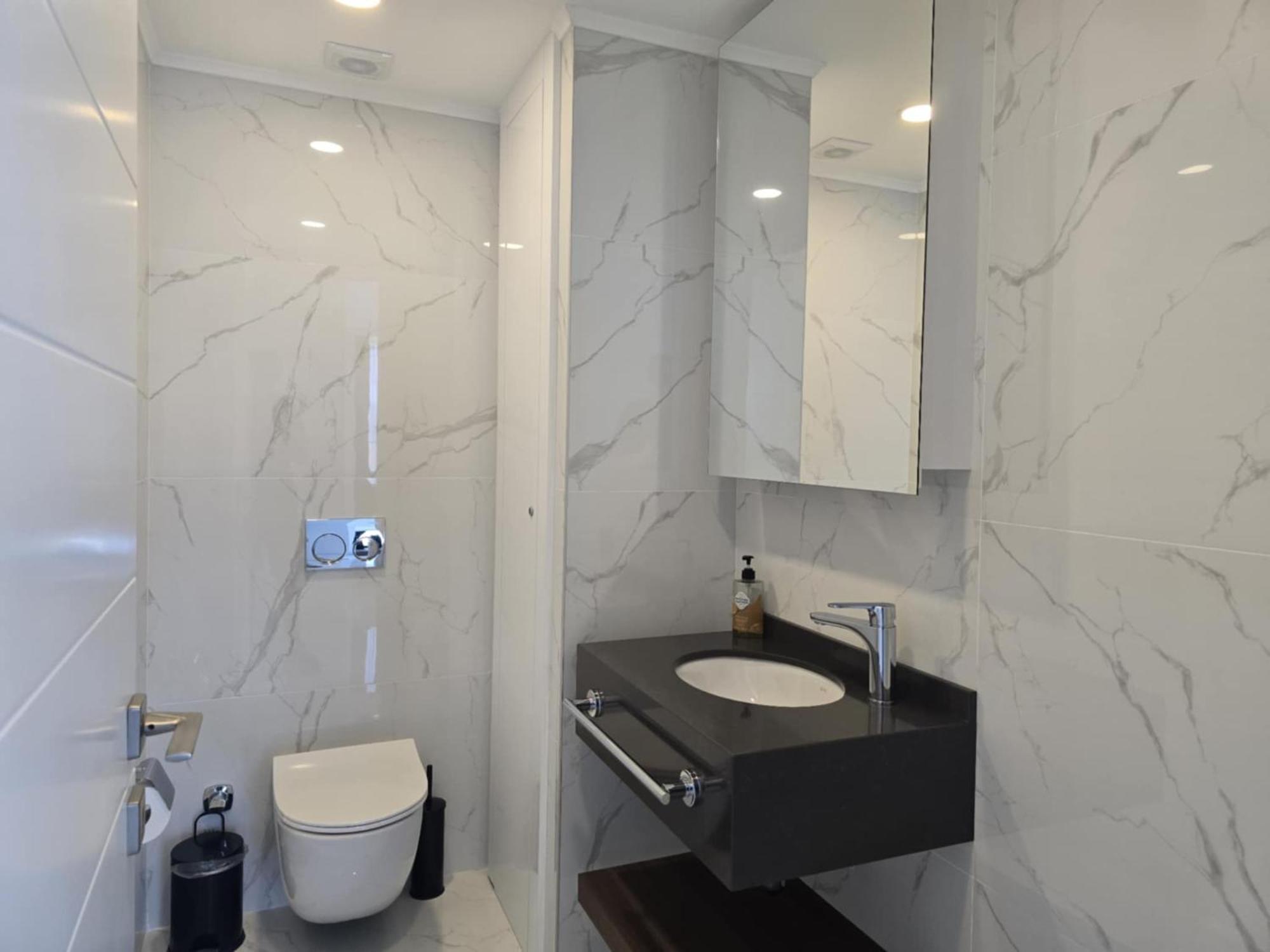 Apartment Luxurious Two-bedroom B-block At Grand Sapphire *