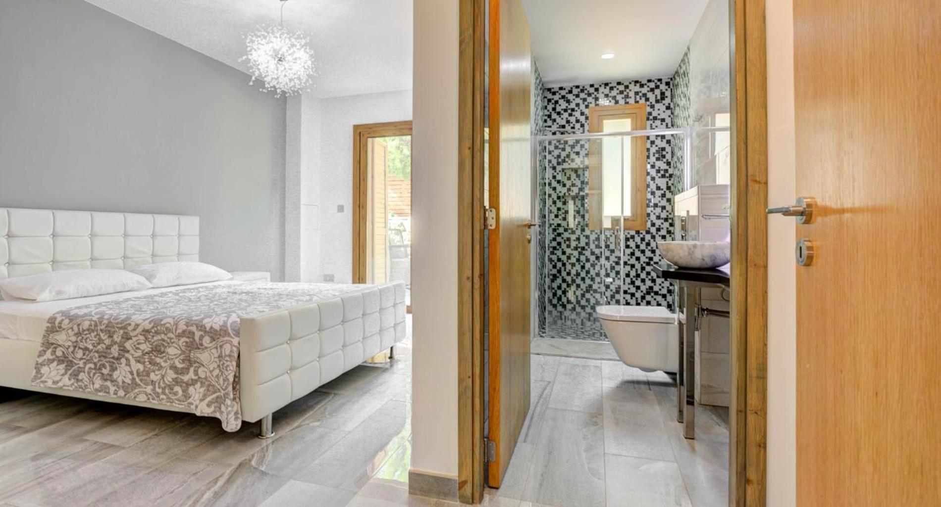 347 Meo - Fantastic Five Bedroom With Private Pool In Peaceful Location, Aphrodite Hills