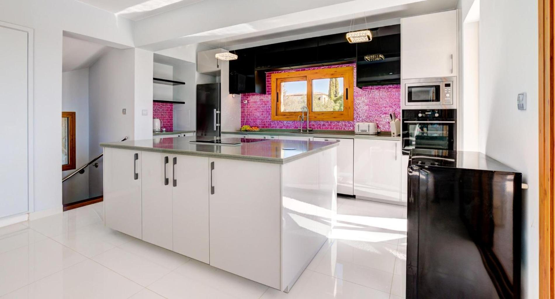 347 Meo - Fantastic Five Bedroom With Private Pool In Peaceful Location, Aphrodite Hills Villa Kouklia